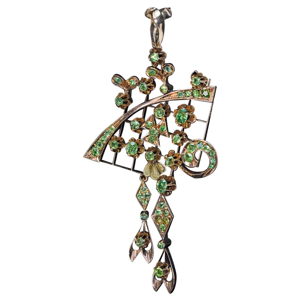 Antiker russischer Jugendstil-Anhänger aus Demantoid in Gold mit Gold