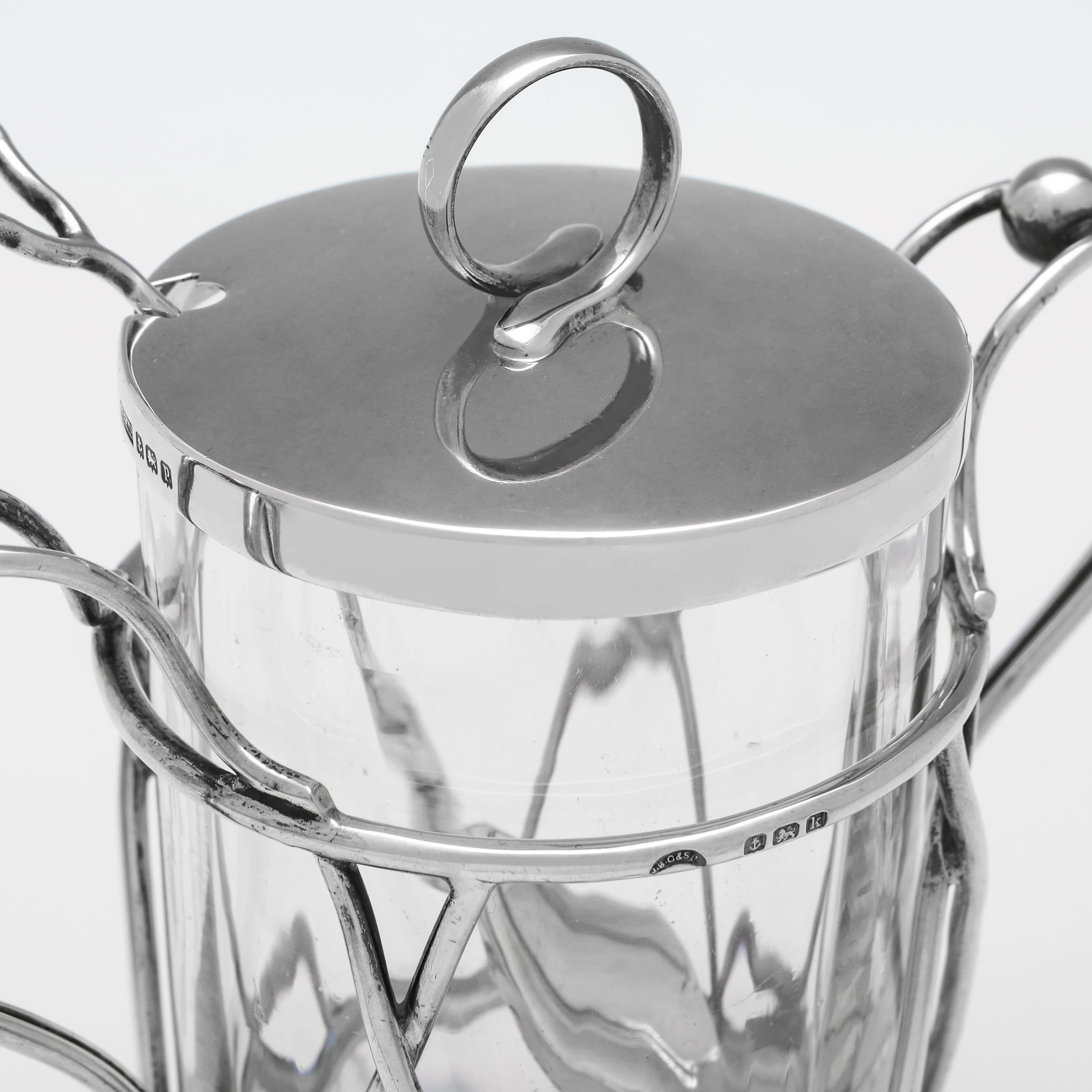 Art nouveau antique sterling silver & glass jam pot and jam spoon made in 1909 In Good Condition For Sale In London, London