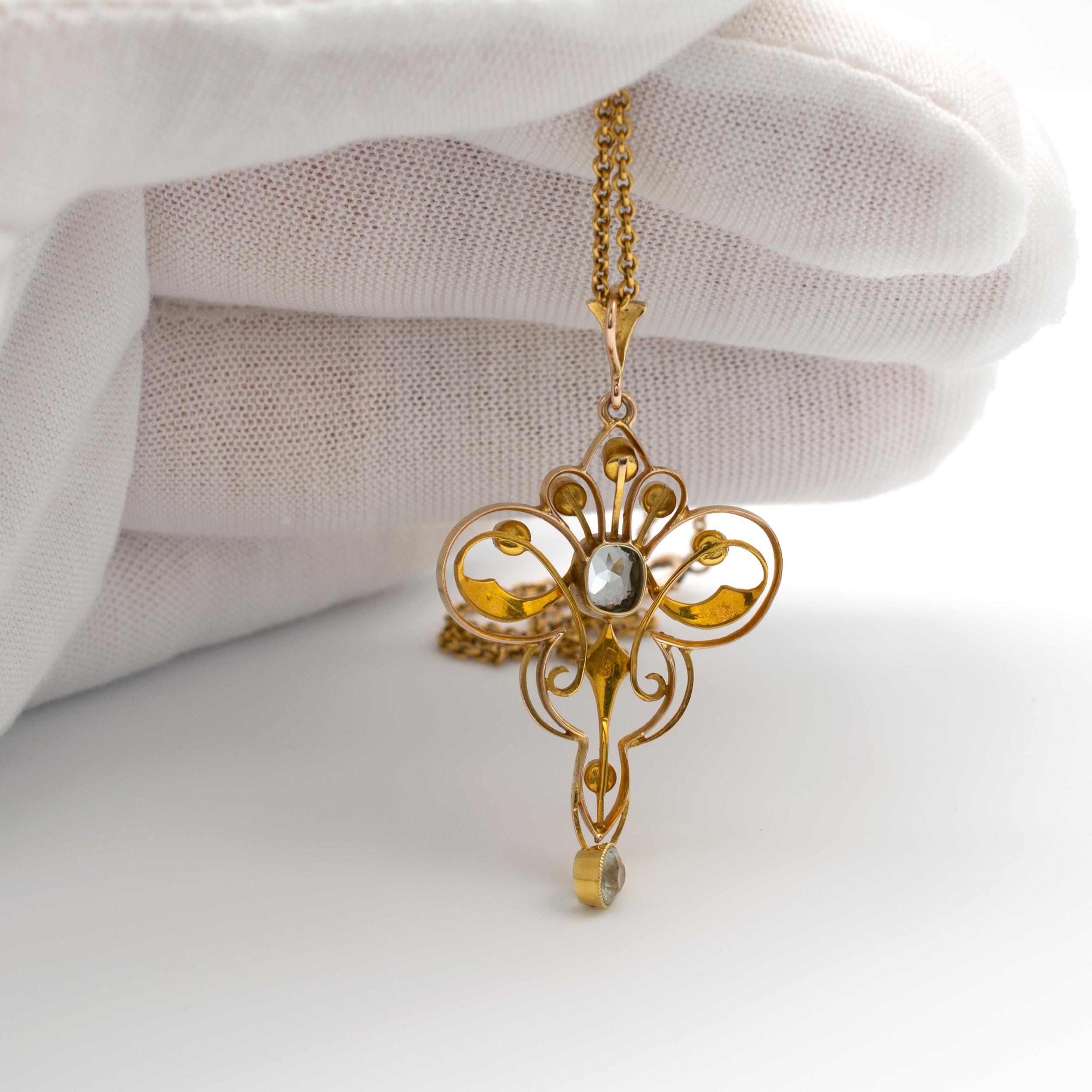Art Nouveau Aquamarine and Pearl Lavaliere Pendant Necklace 15 Karat Gold In Fair Condition In Preston, Lancashire