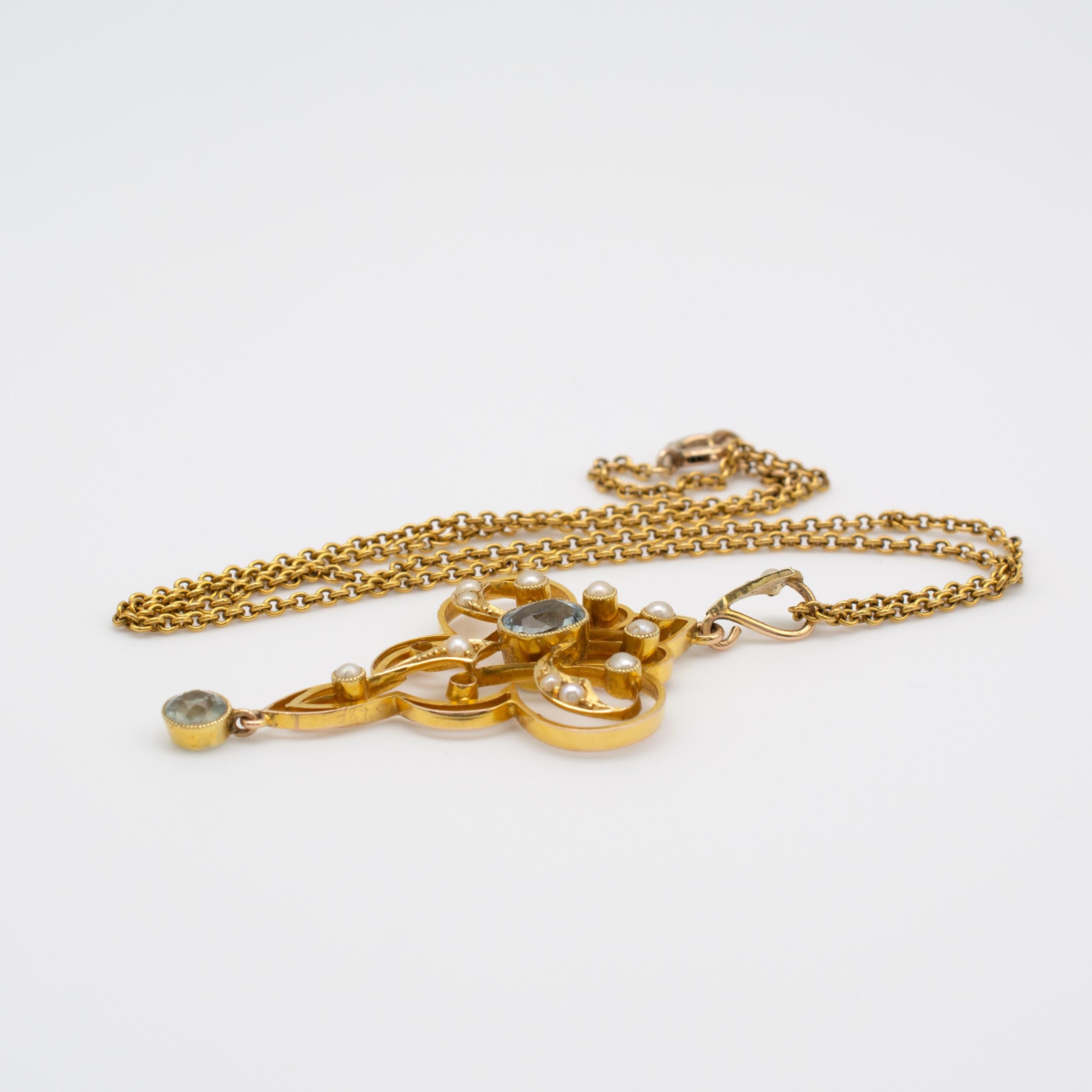 Women's Art Nouveau Aquamarine and Pearl Lavaliere Pendant Necklace 15 Karat Gold