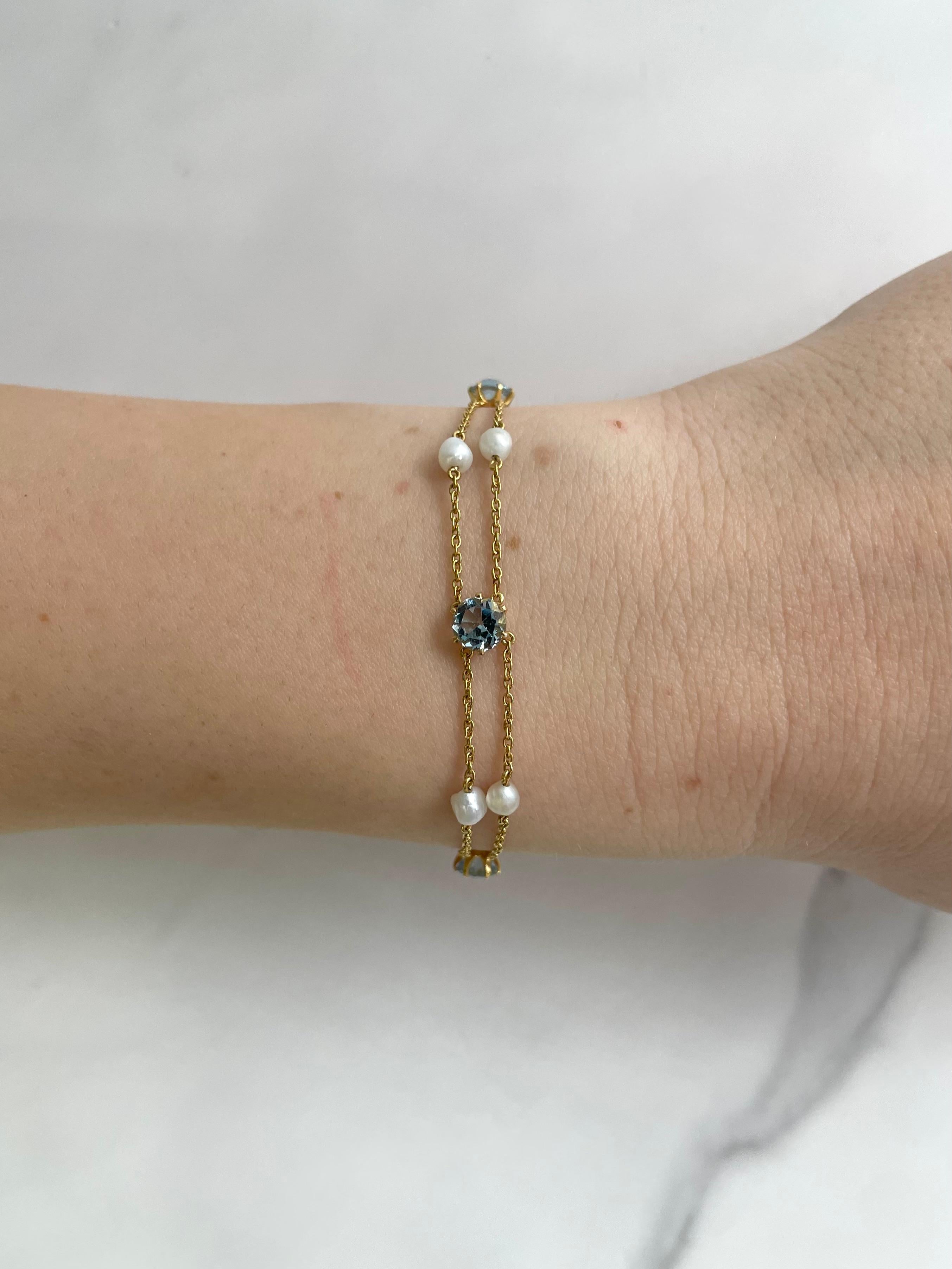 Art Nouveau Aquamarine & Natural Pearl Bracelet in 14k Yellow Gold In Good Condition In Boston, MA