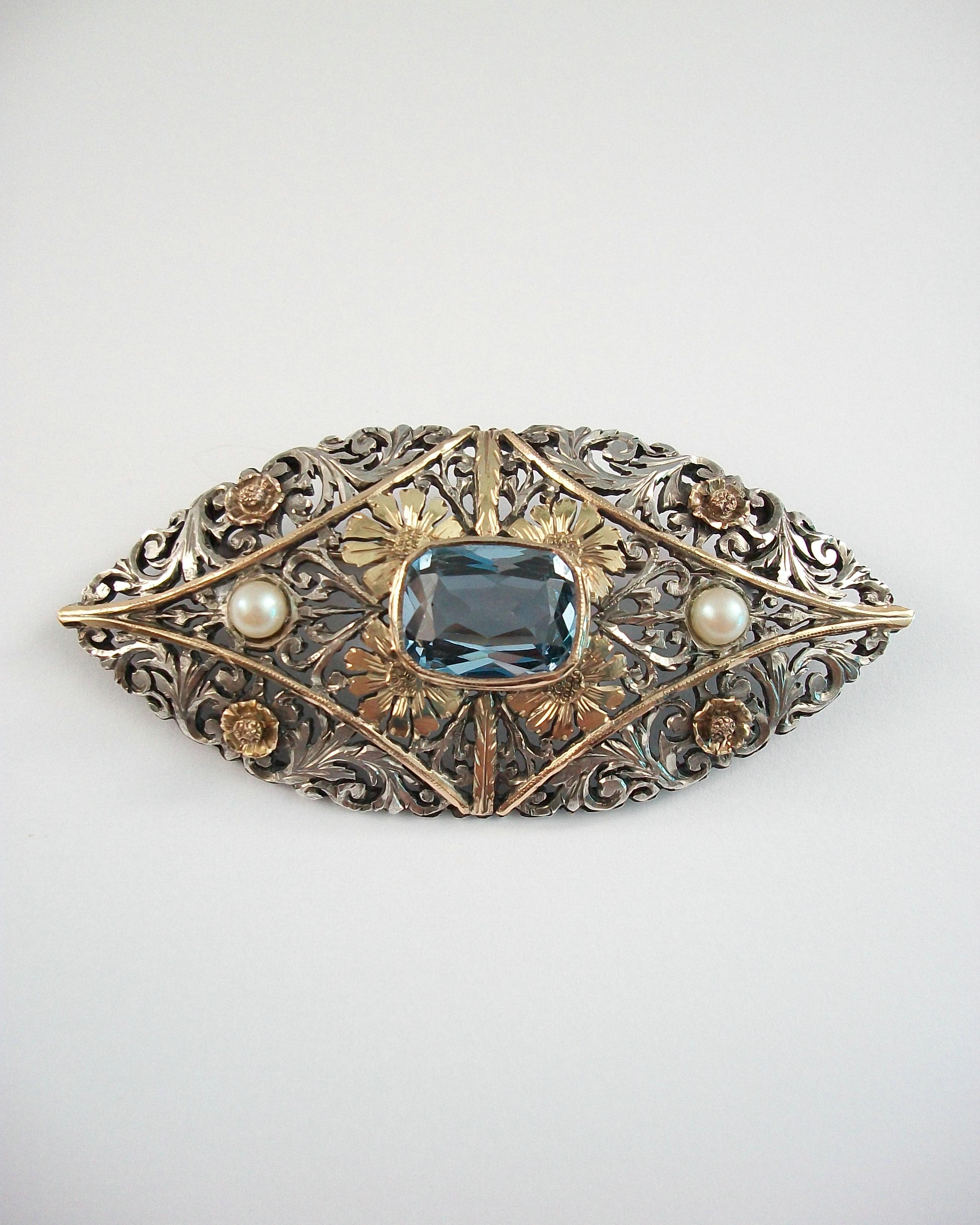 Art Nouveau Aquamarine & Pearl Brooch Set in Silver & Gold - France - Circa 1900 For Sale 7