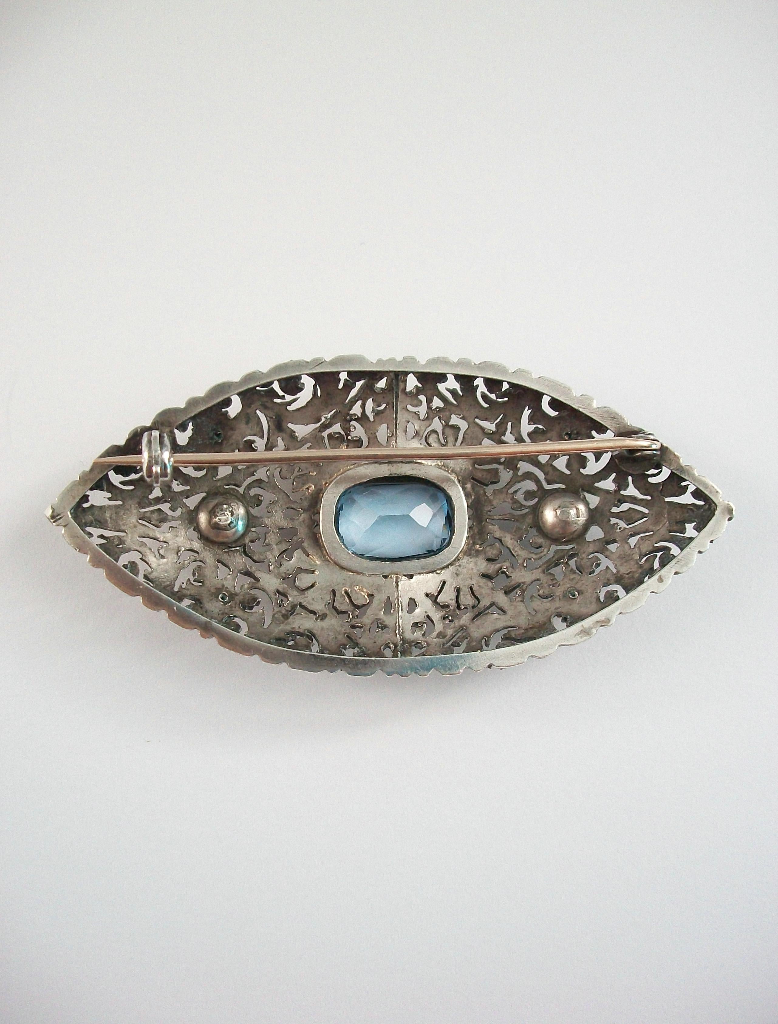 Art Nouveau Aquamarine & Pearl Brooch Set in Silver & Gold - France - Circa 1900 For Sale 8