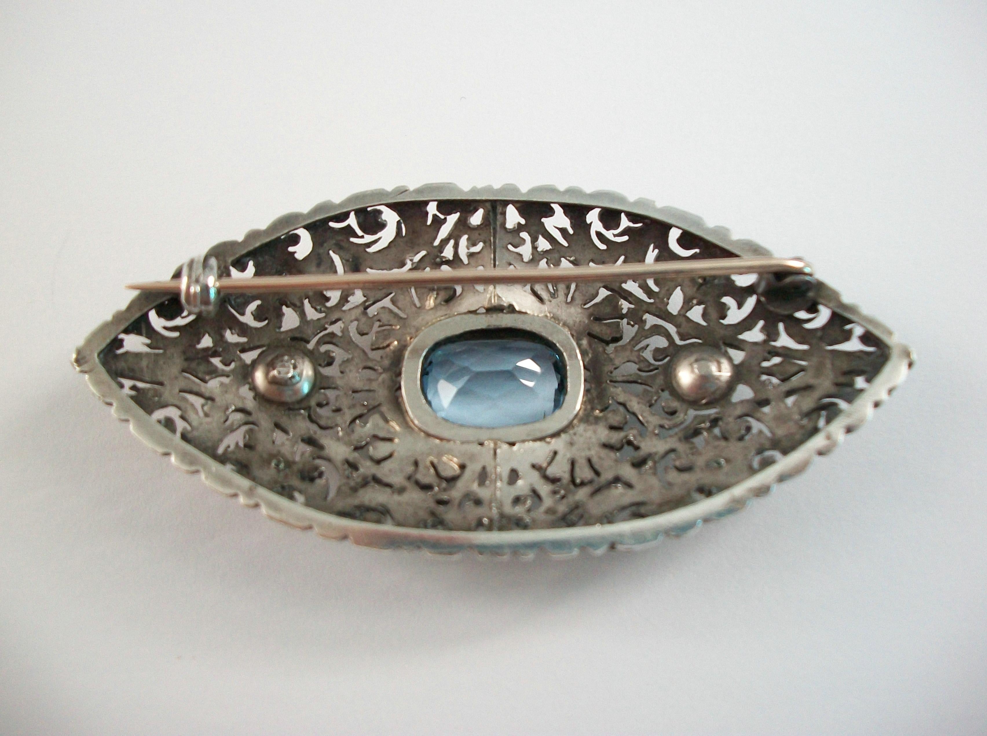 Art Nouveau Aquamarine & Pearl Brooch Set in Silver & Gold - France - Circa 1900 For Sale 9
