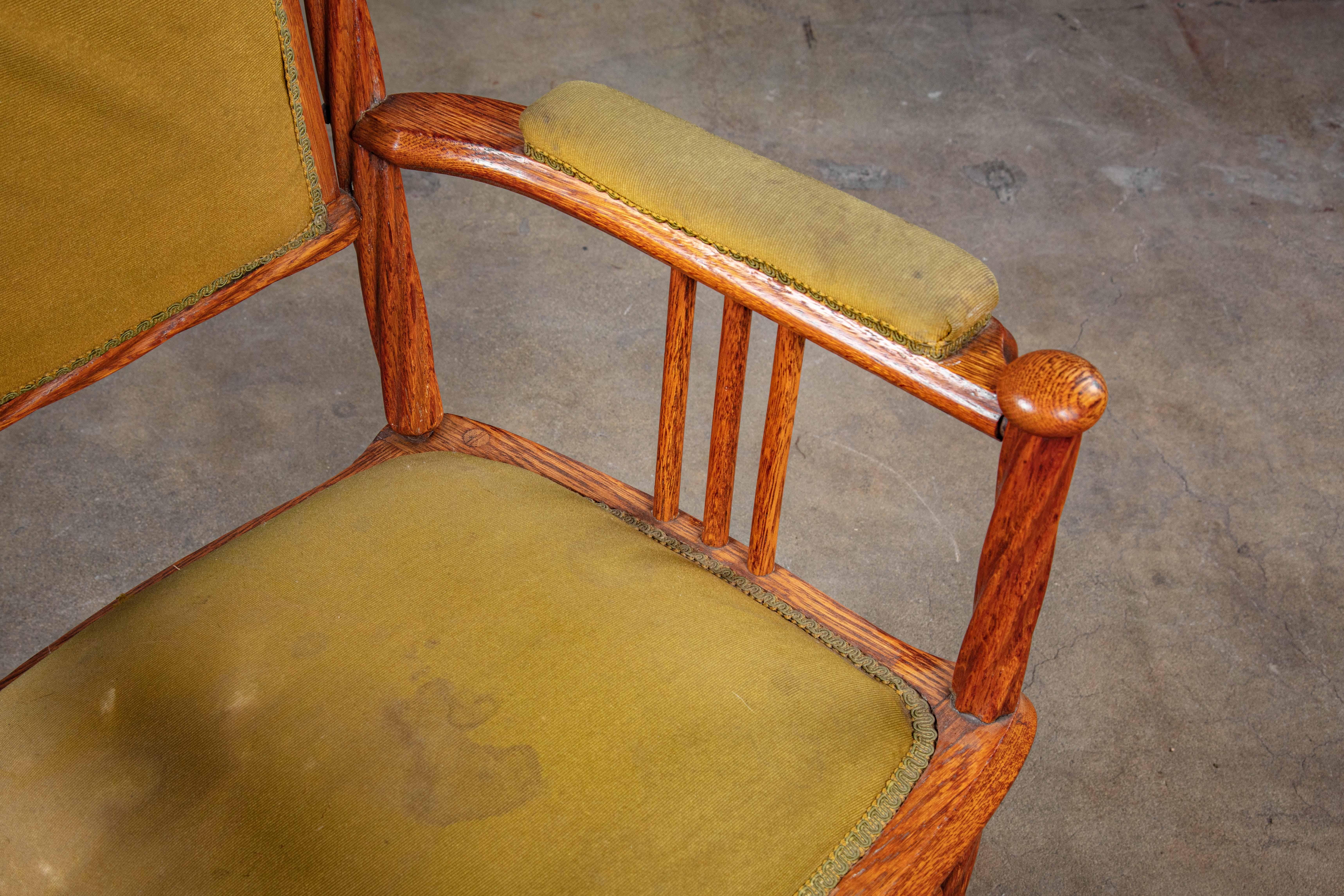 Jugendstil-Sessel (Holz) im Angebot