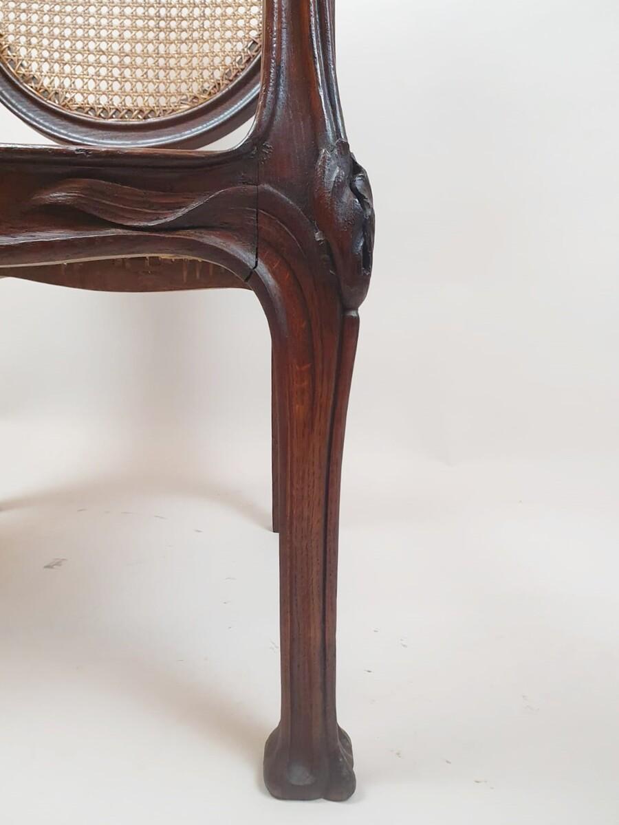 Art Nouveau Armchair In Oak And Canework In Good Condition For Sale In Brussels, BE