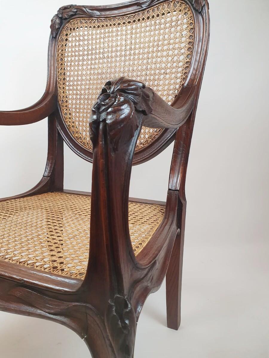 Art Nouveau Armchair In Oak And Canework For Sale 4