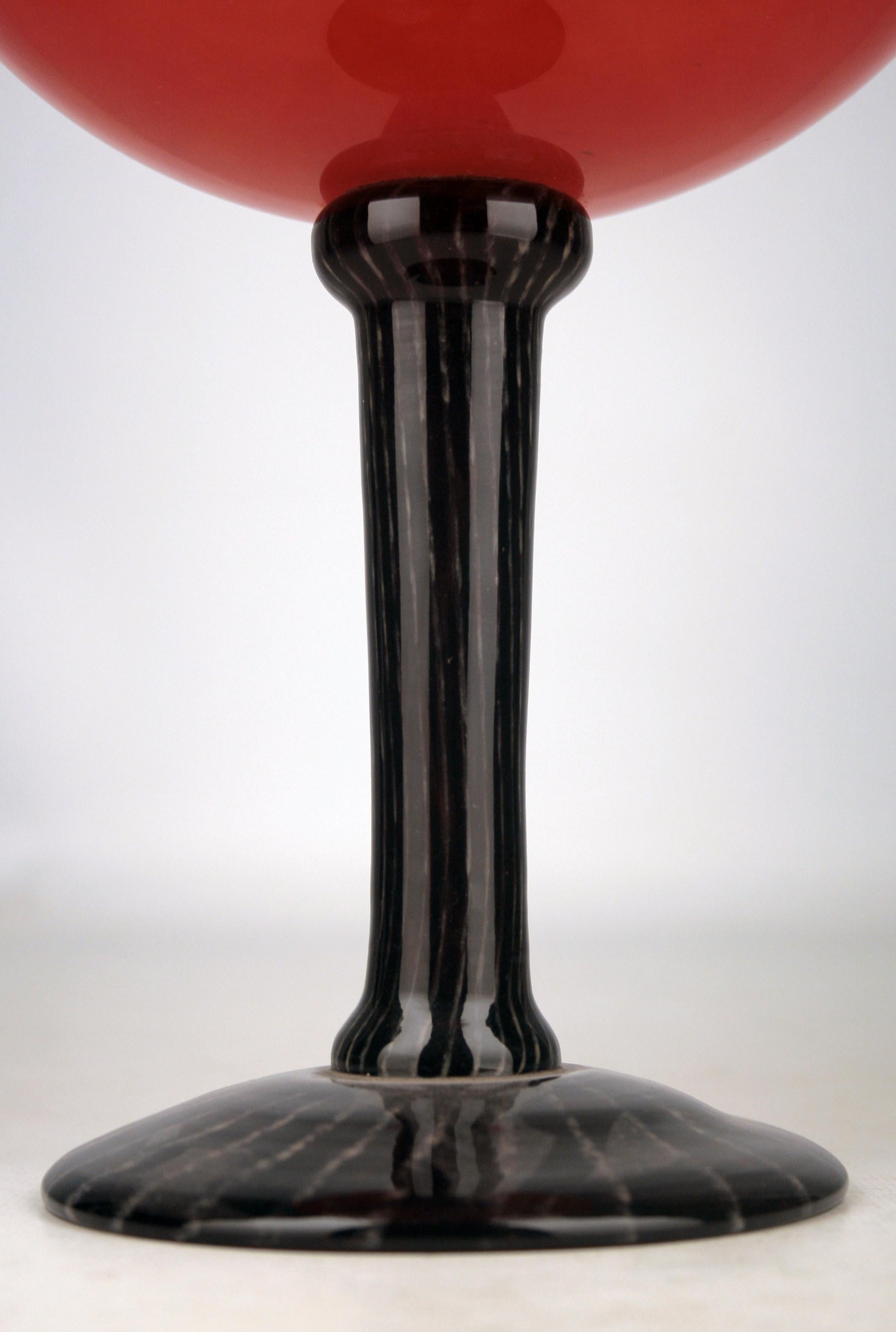20th Century Art Nouveau/Art Déco French Art Glass Footed Vase by German Charles Schneider For Sale