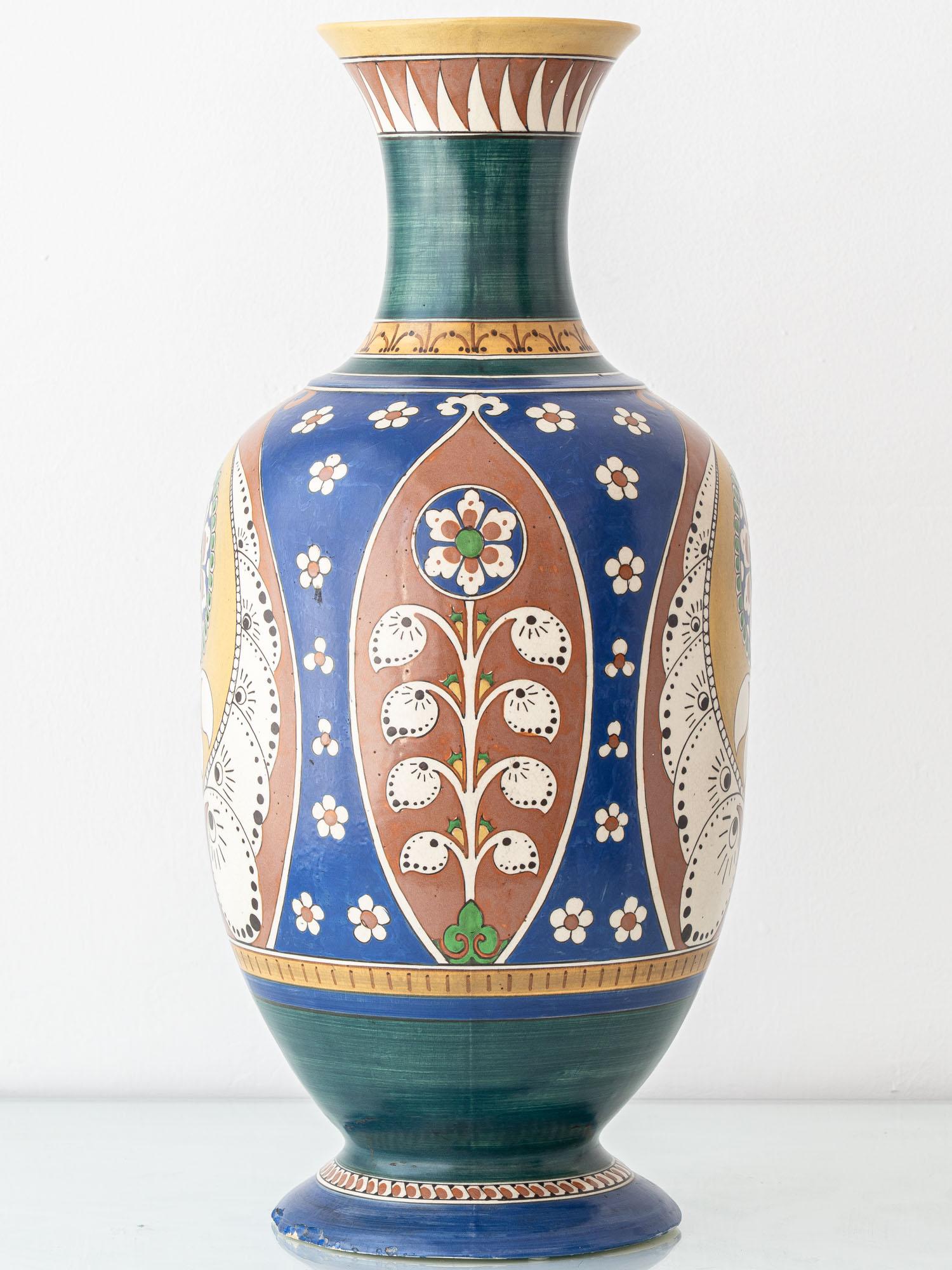 Art Nouveau–Art Deco Monumental Lindus Vase, Arnhemsche Fayencefabriek, 1910s In Fair Condition For Sale In AMSTERDAM, NL