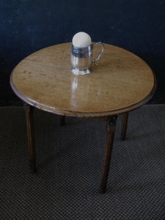 Art Nouveau Arts & Crafts Small Occasional Oak Table England, Early 20th Century