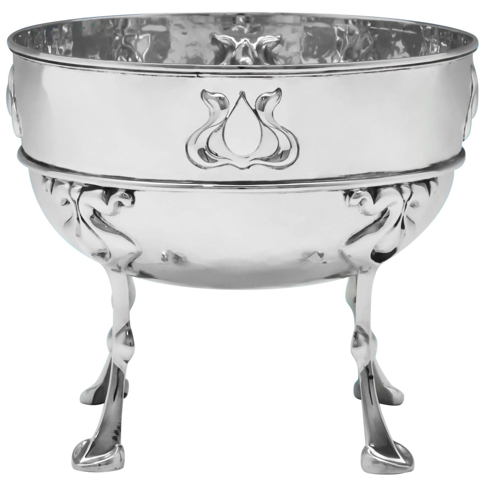 Art Nouveau & Arts & Crafts Design Antique Sterling Silver Bowl from 1906