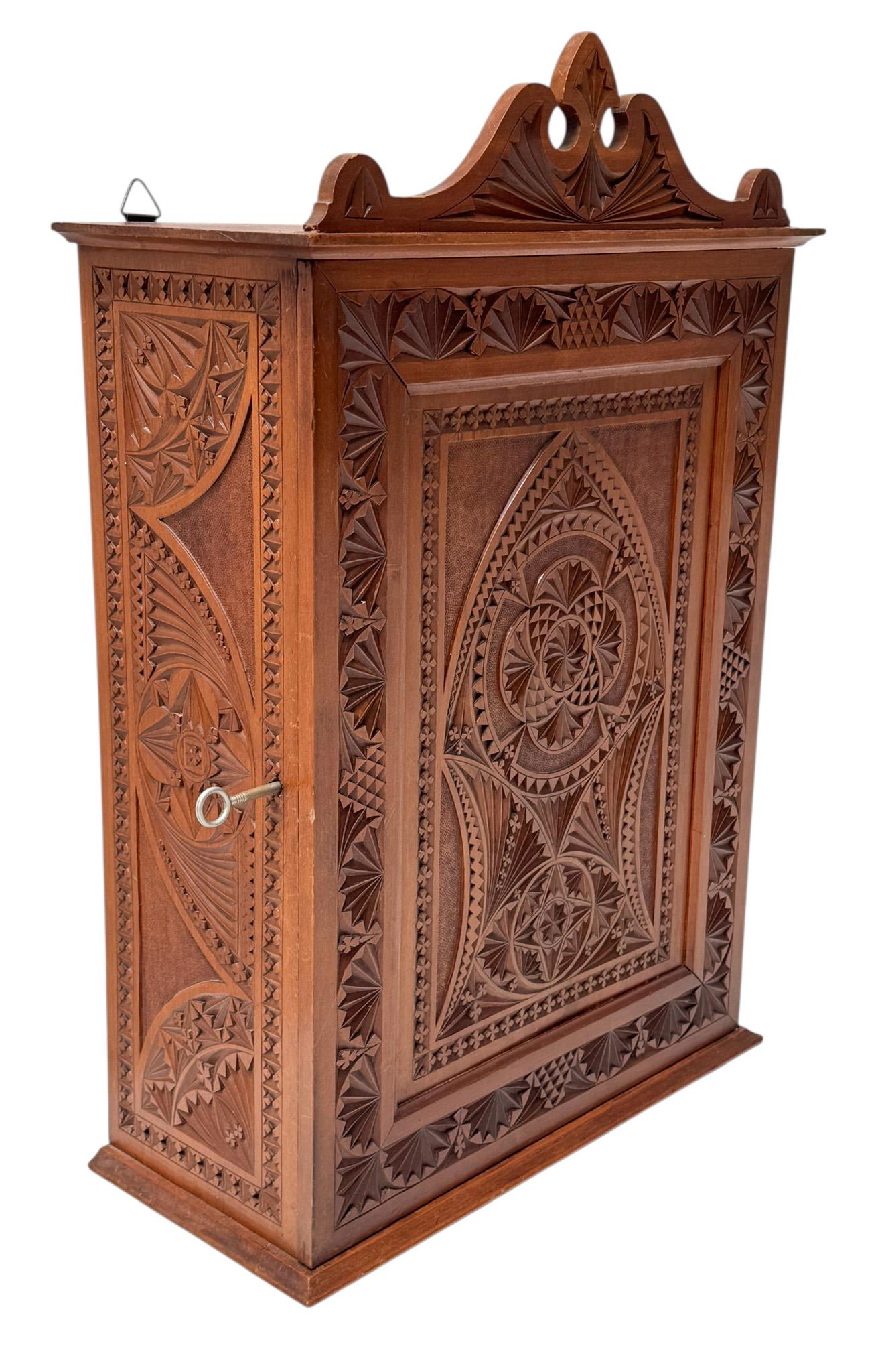 Art Nouveau Arts & Crafts Kerfschnitt Wall Cabinet, 1900s For Sale 1