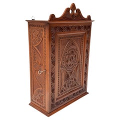 Armadi in Wood
