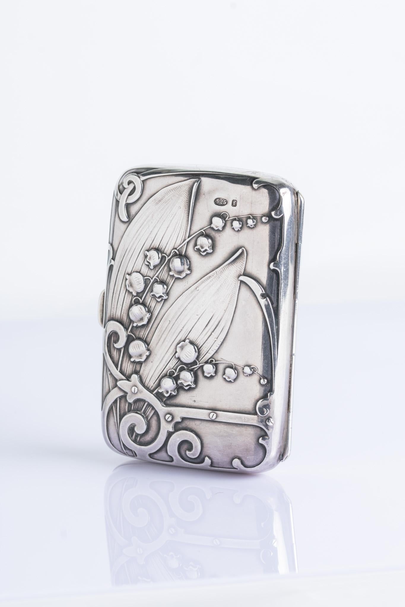 Art Nouveau Attribué à Charles Murat Etui à Cigarettes en Argent Sterling en vente 1