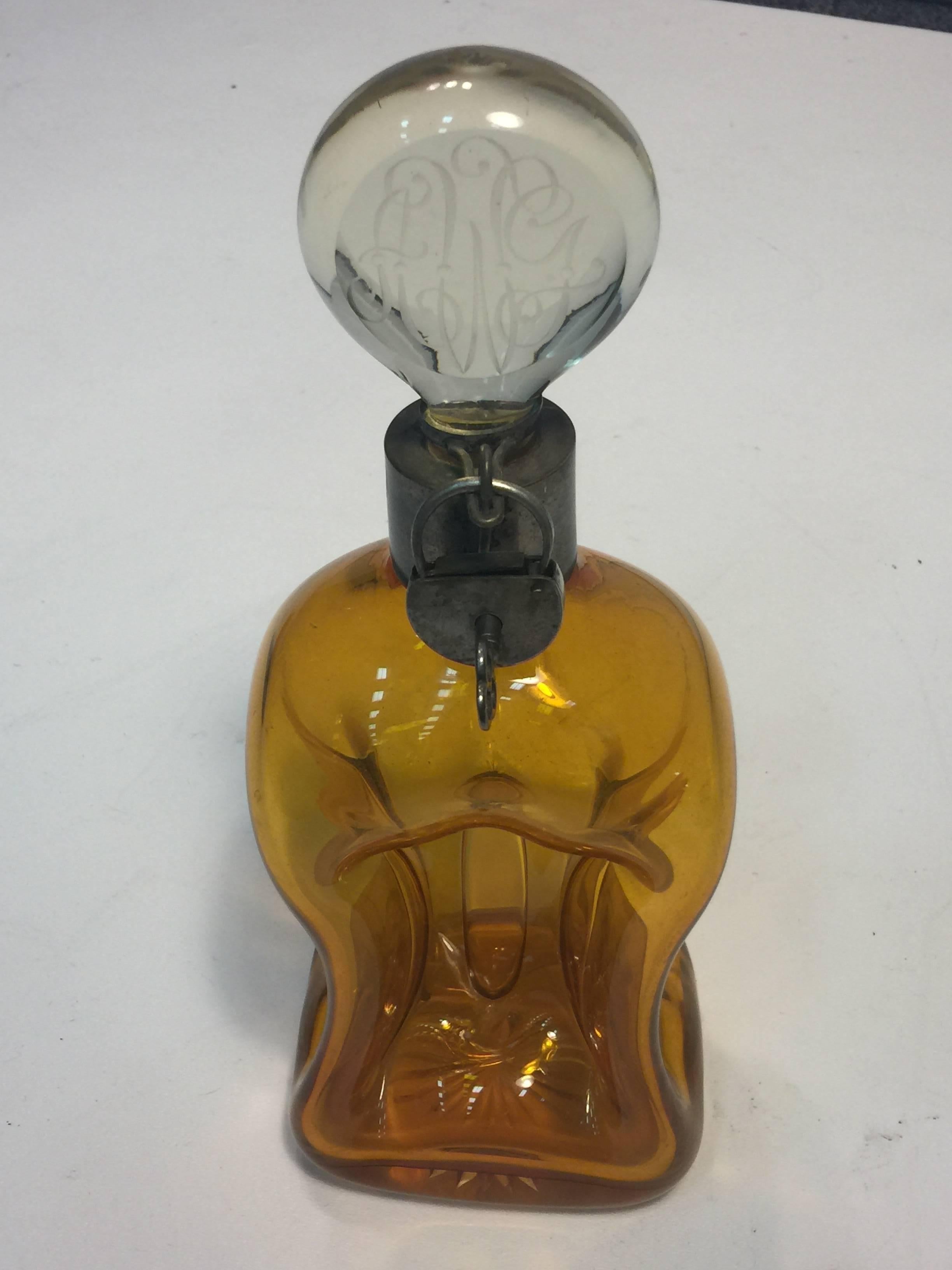 Art Nouveau Austrian Amber Glass Decanter with Silver Lock and Key For Sale 11