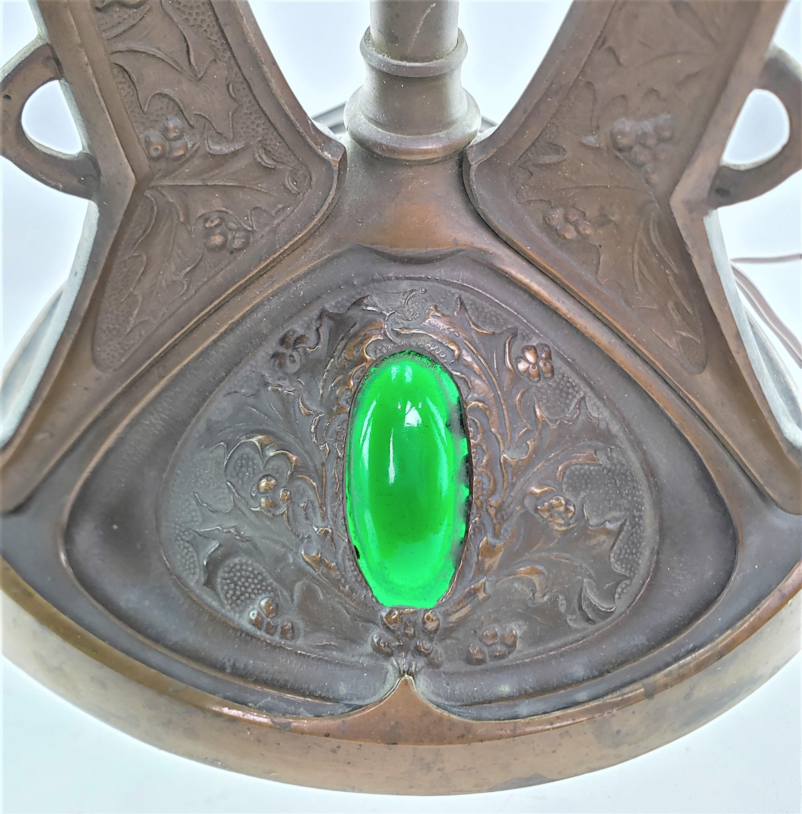 Jugendstil-Tischlampe aus österreichischer Bronze im Art nouveau-Stil mit Loetz-Schirm  im Angebot 13