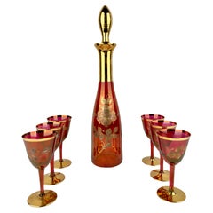 Set de 7 copas y decantador de vino austriacos Art Nouveau grabados en rubí y oro de 24 quilates