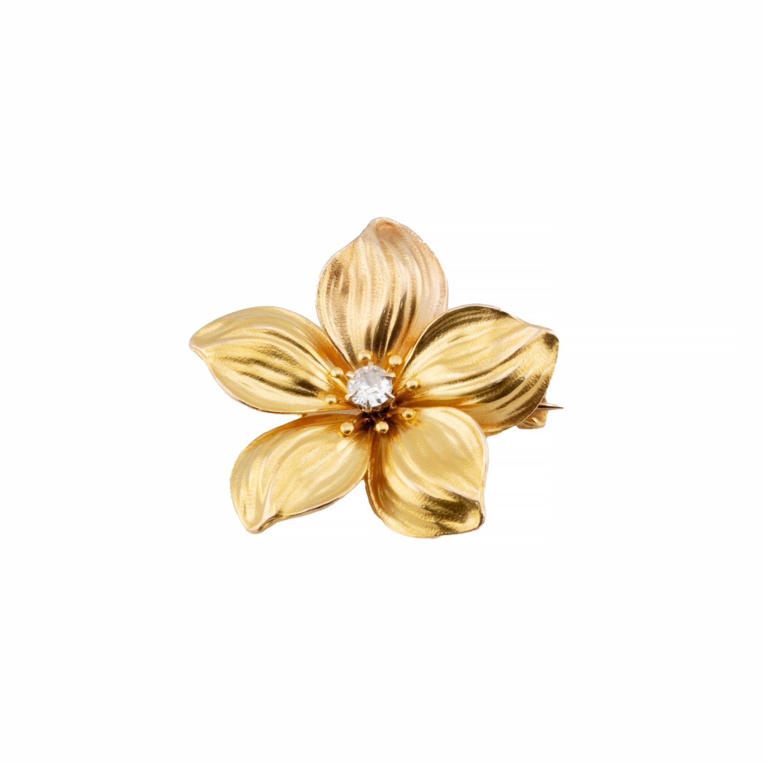 Ciondolo convertibile Art Nouveau Azalea Flower con Diamonds Mine Cut da 0,15 ct. In condizioni buone in vendita a Boston, MA