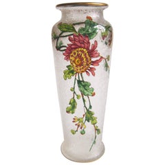 Vase en cristal de Baccarat de style Art nouveau français, dos en verre taillé à l'acide et émaillé