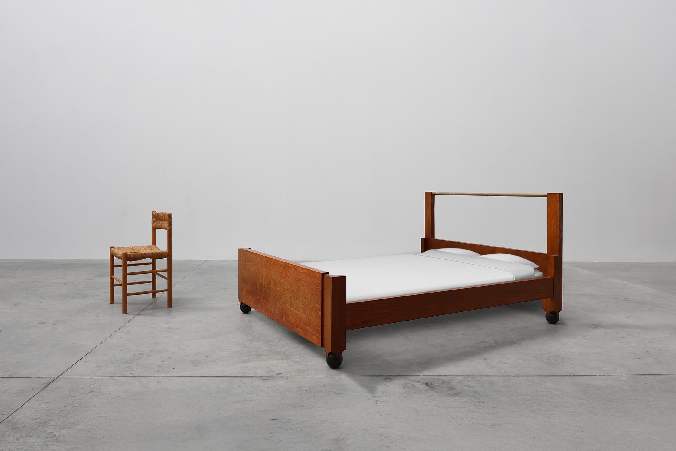 Art Nouveau bed frame attributed to De Coene, Belgium ca. 1905 In Good Condition For Sale In Meulebeke, BE