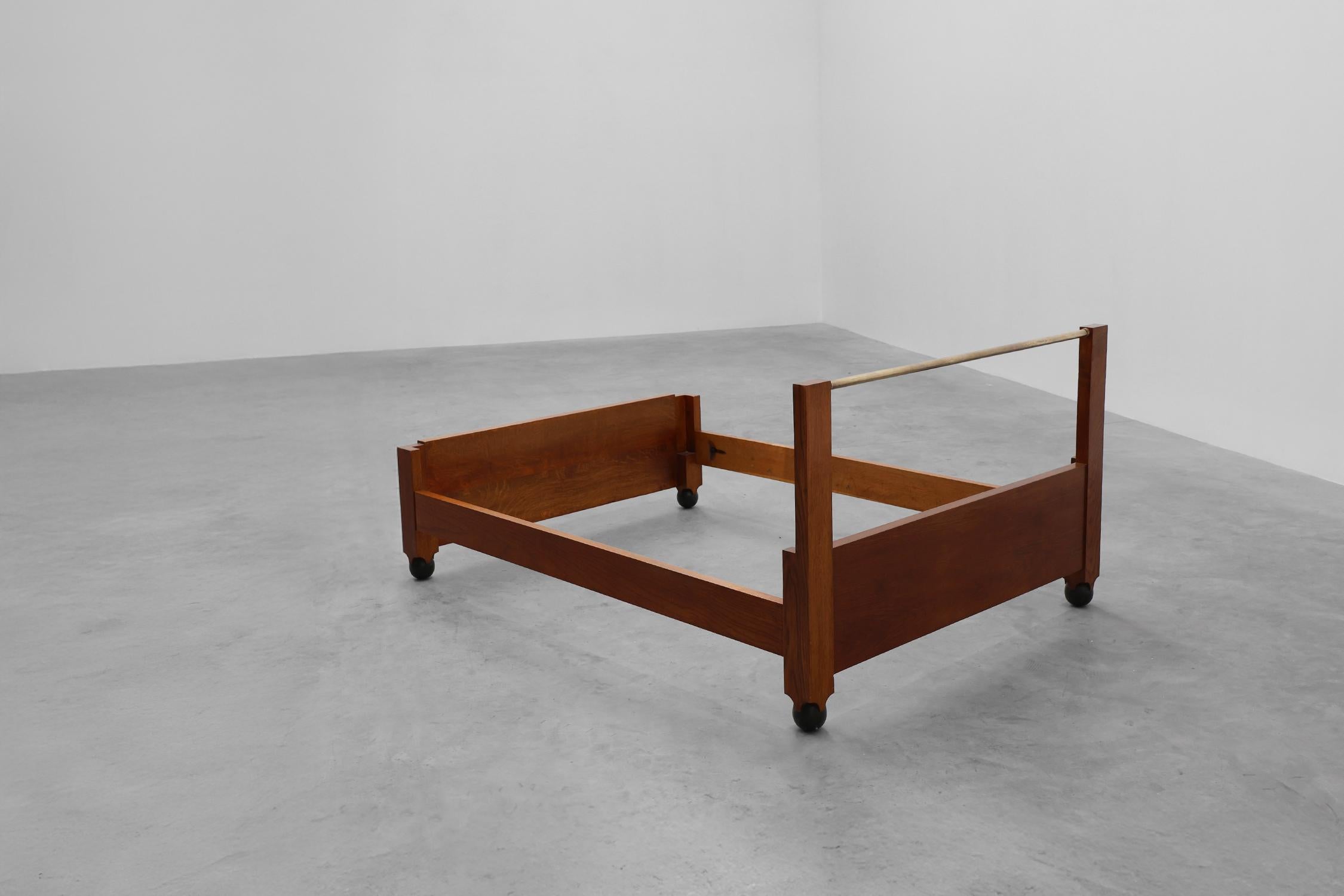 Art Nouveau bed frame attributed to De Coene, Belgium ca. 1905 For Sale 3
