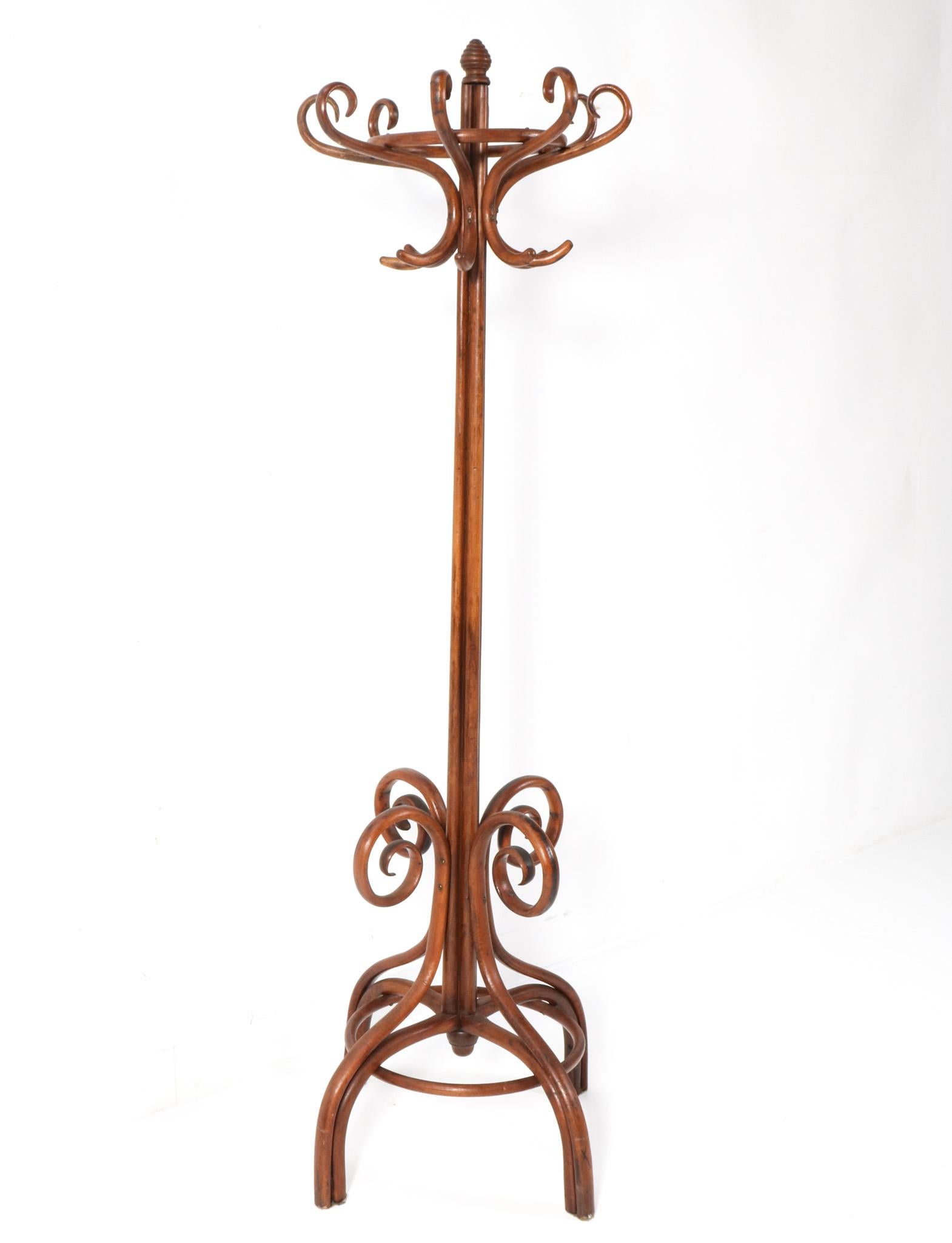Art Nouveau Beech Bentwood Hat and Coat Stand, 1900s In Good Condition For Sale In Amsterdam, NL