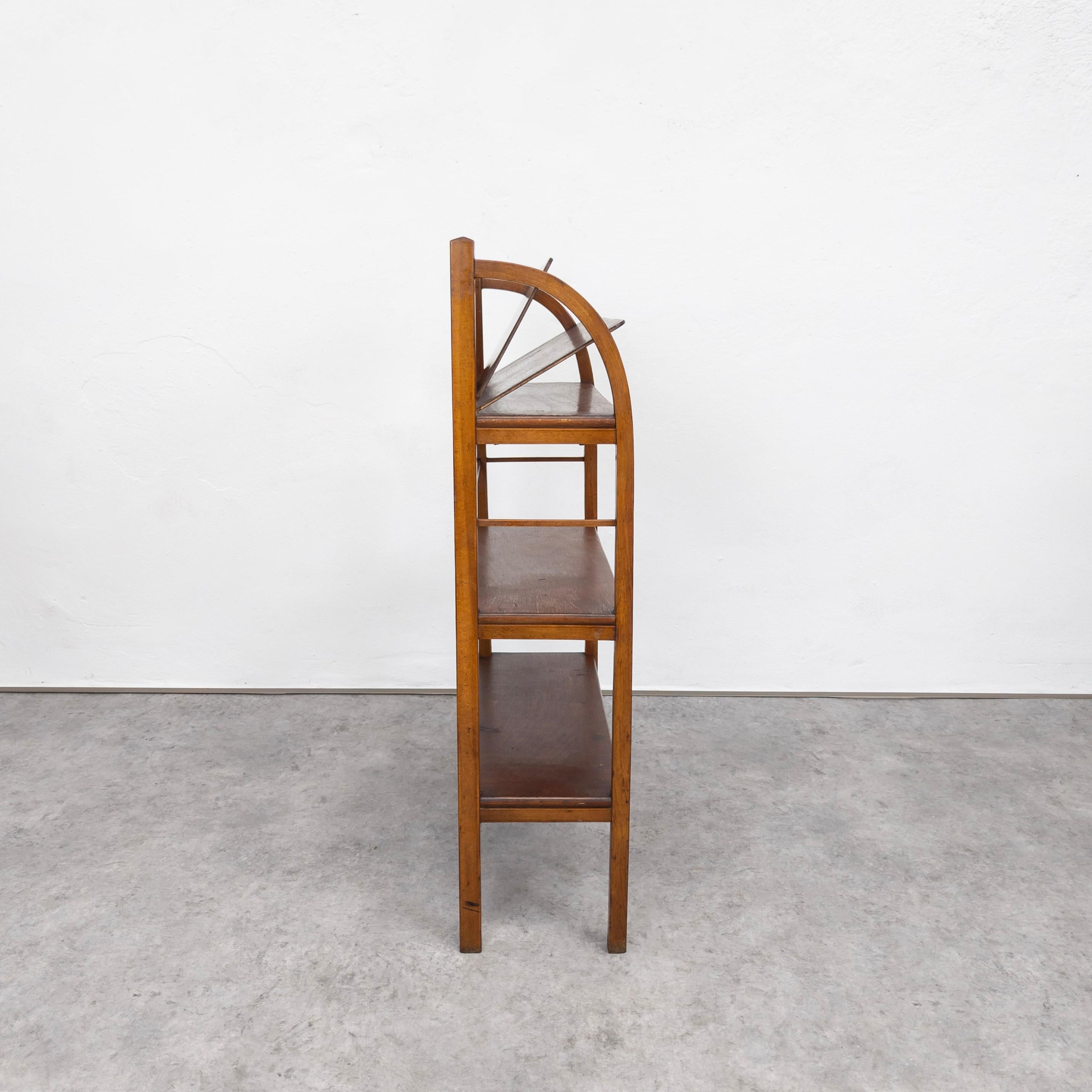Art Nouveau Bentwood Bookshelf from Fischel In Good Condition In PRAHA 5, CZ