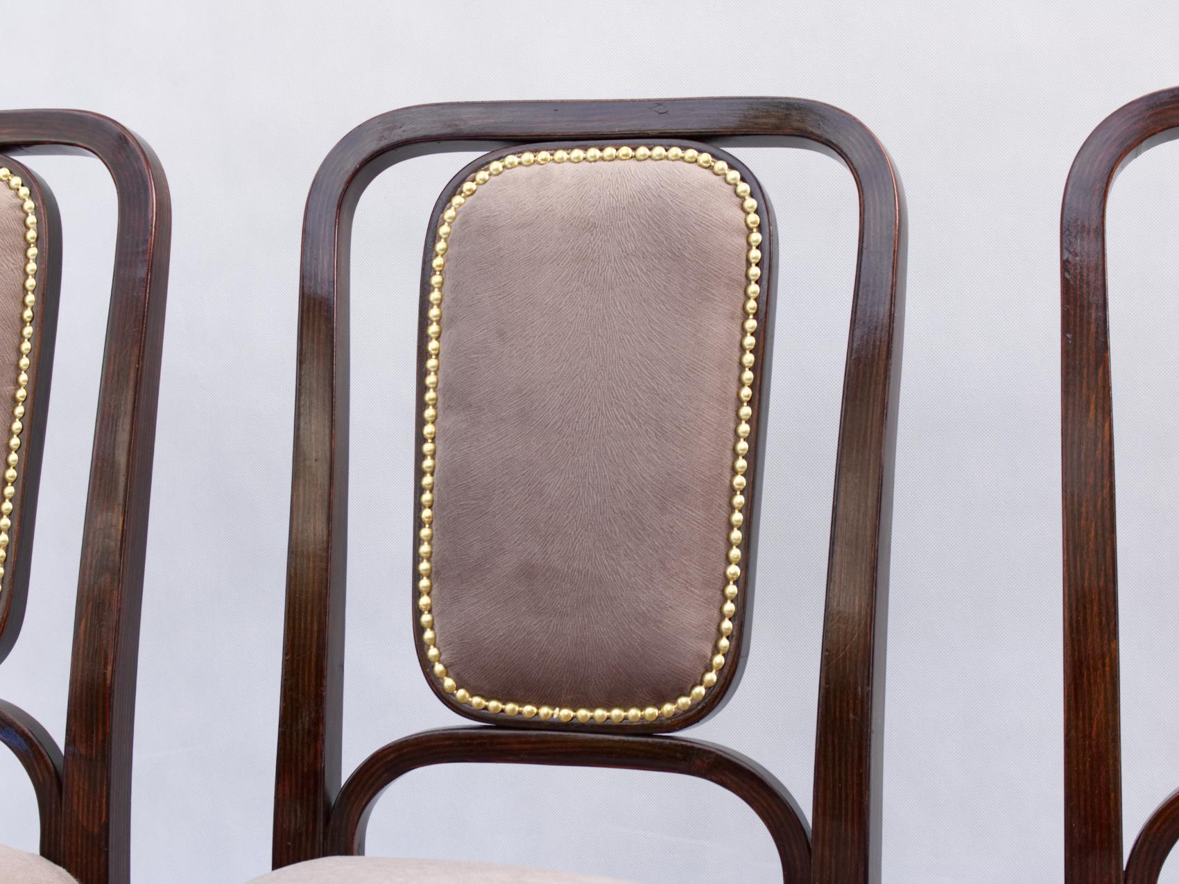 Reupholstered chairs by Thonet, early 20th century, circa 1905.
Marked Thonet Wien.
