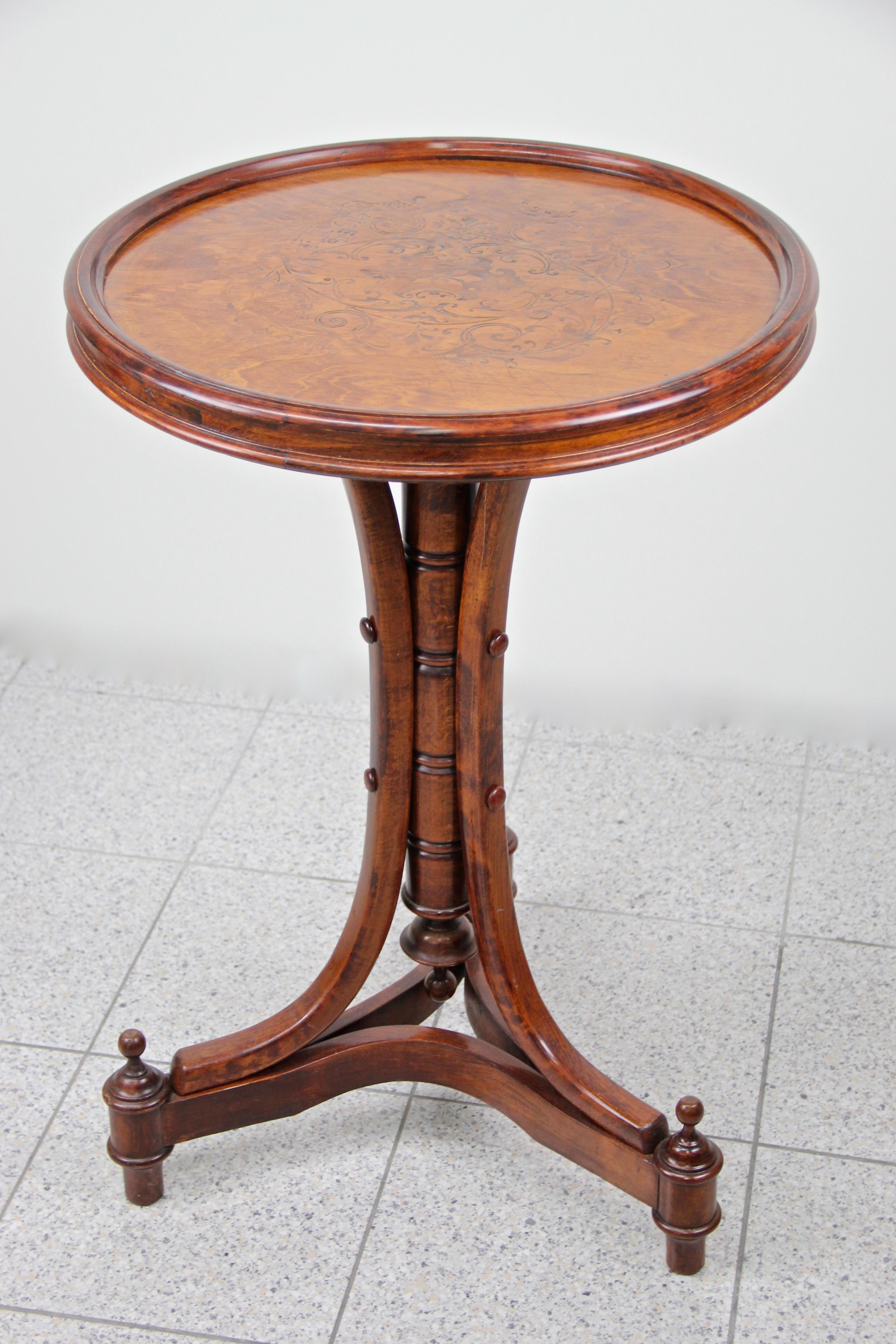 Austrian Art Nouveau Bentwood Coffee Table Early 20th Century, Austria, circa 1900