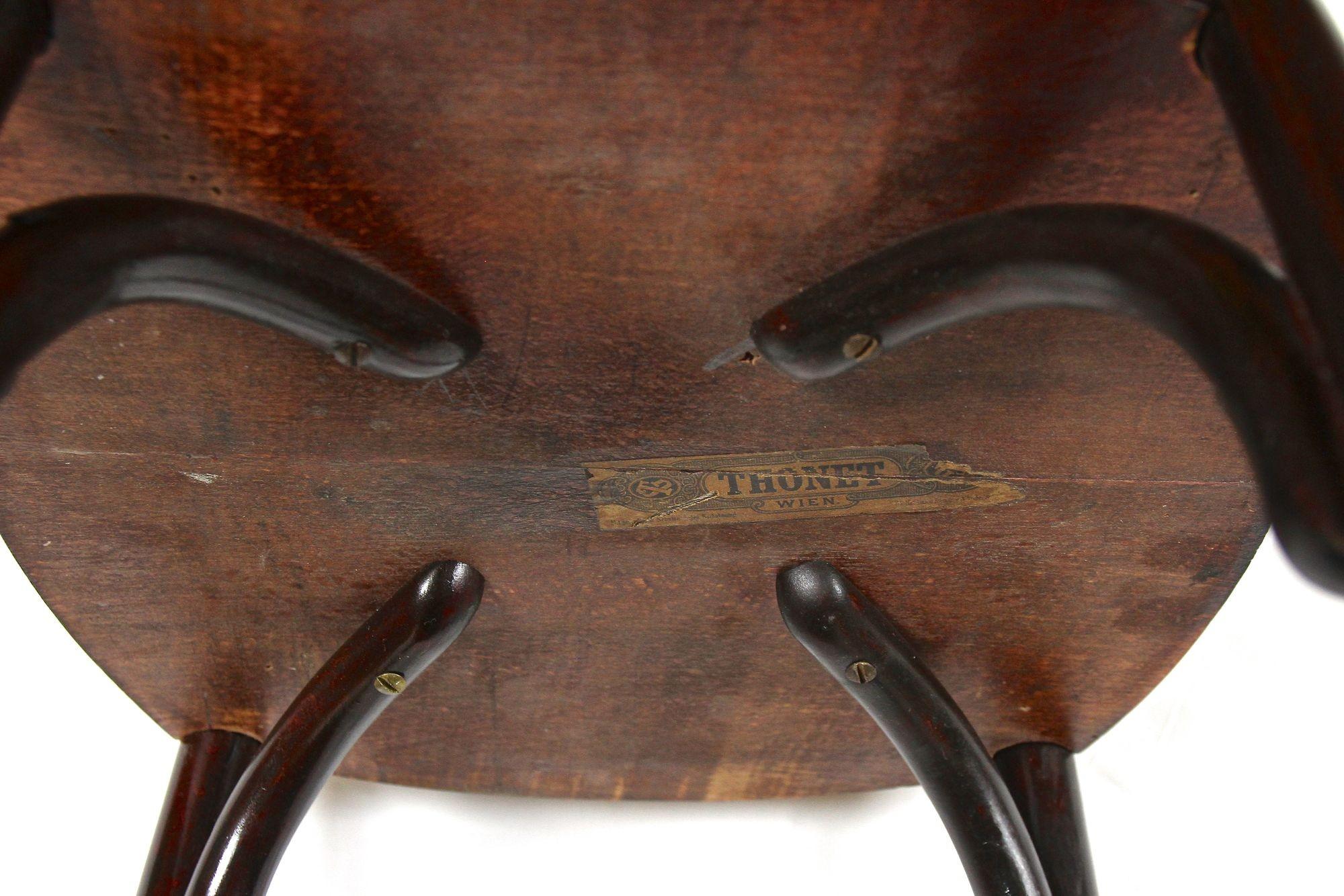 Art Nouveau Bentwood Etagere/ Pedestal/ Plant Stand by Thonet, AT, ca. 1906 8