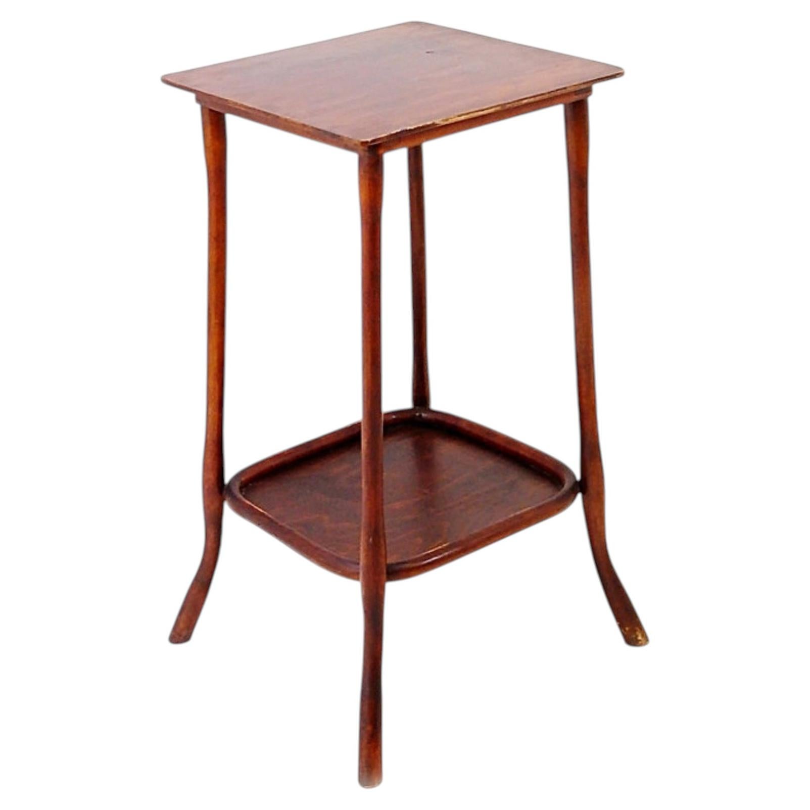 Tavolino in bengala Art Nouveau n. 960 di J&J Kohn - anni '20