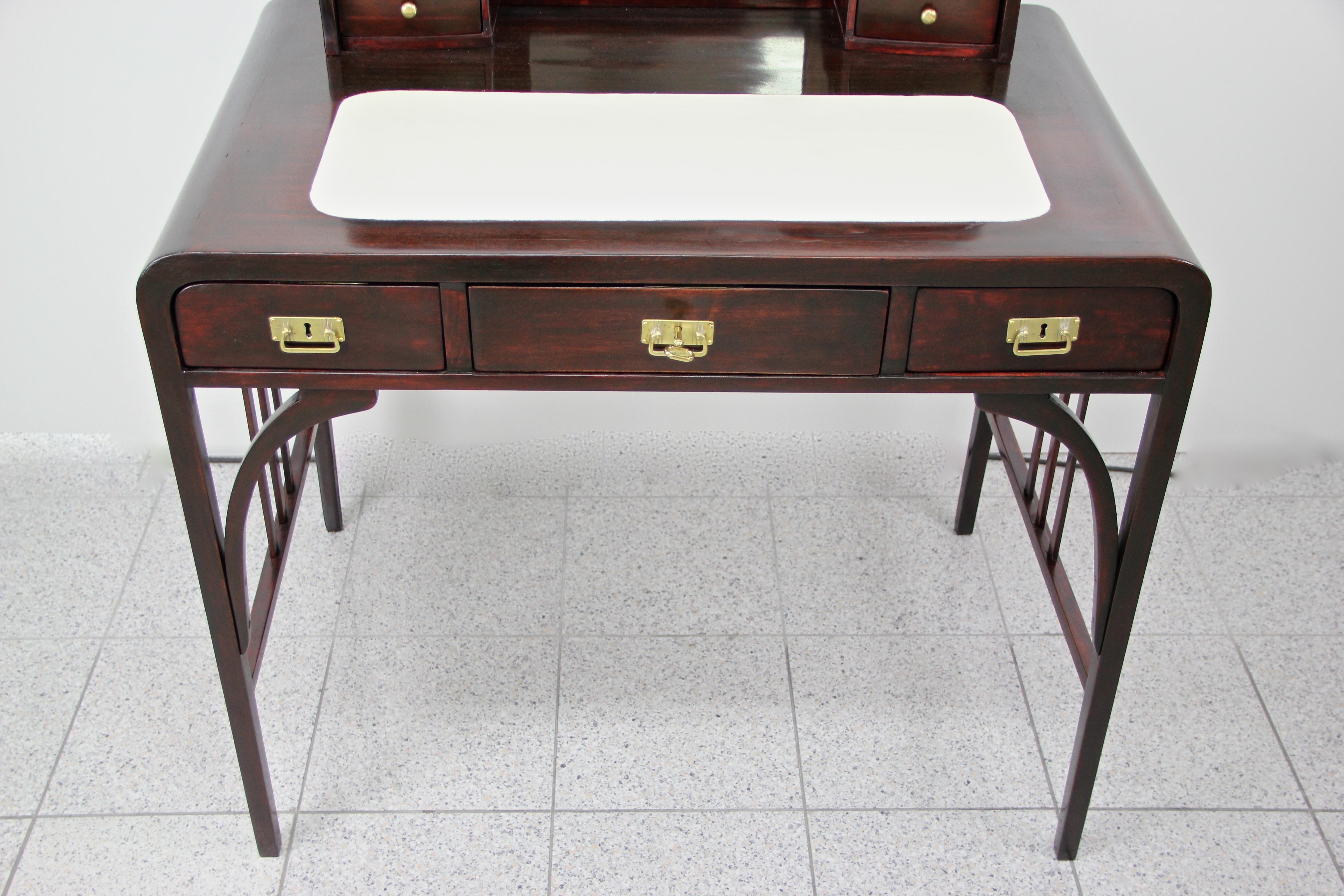 Art Nouveau Bentwood Writing Table/ Desk Attributed to Thonet, Austria In Good Condition In Lichtenberg, AT