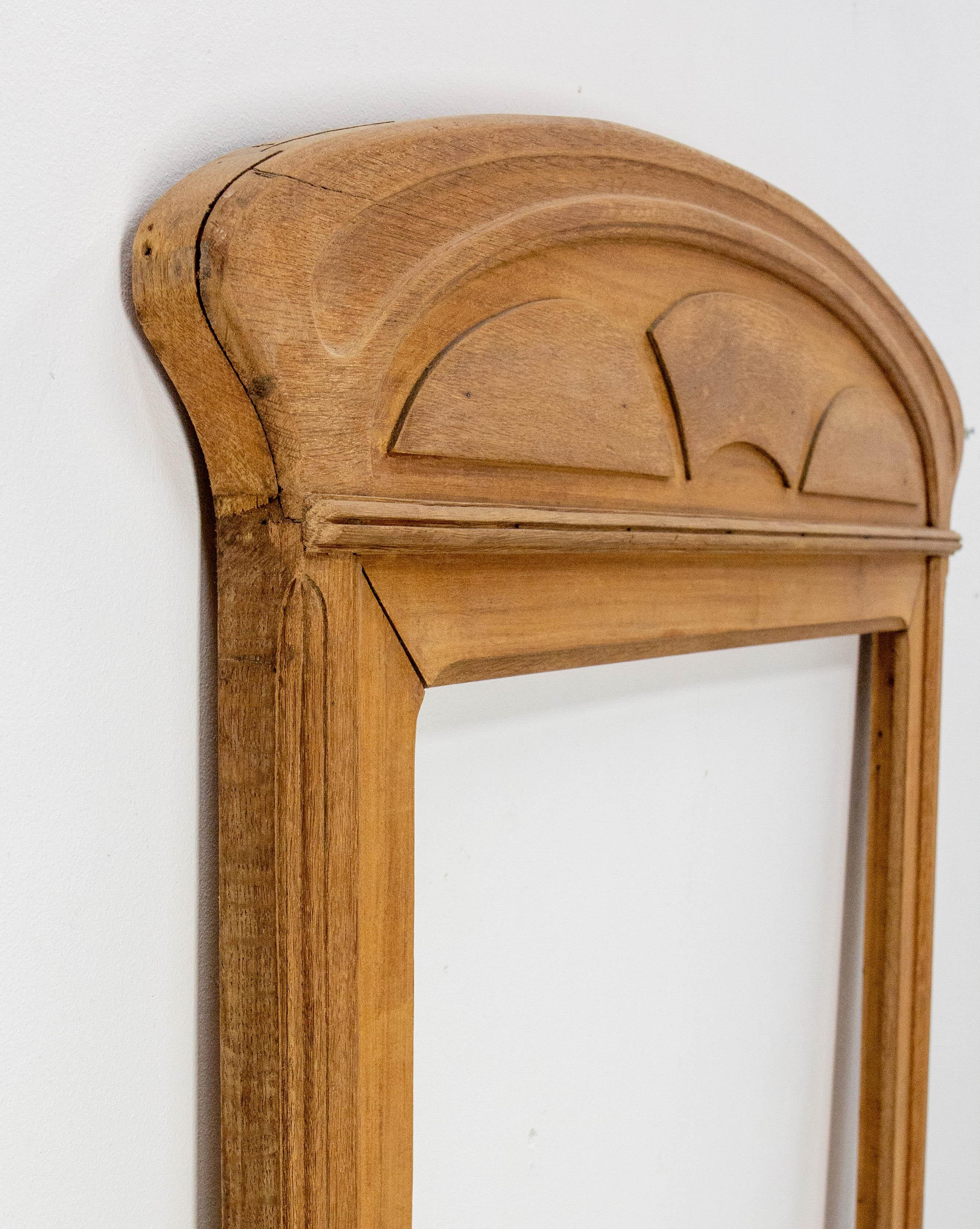 Gran marco Art Nouveau de teca para espejo o cuadro de repisa de chimenea, hacia 1920 en venta 1