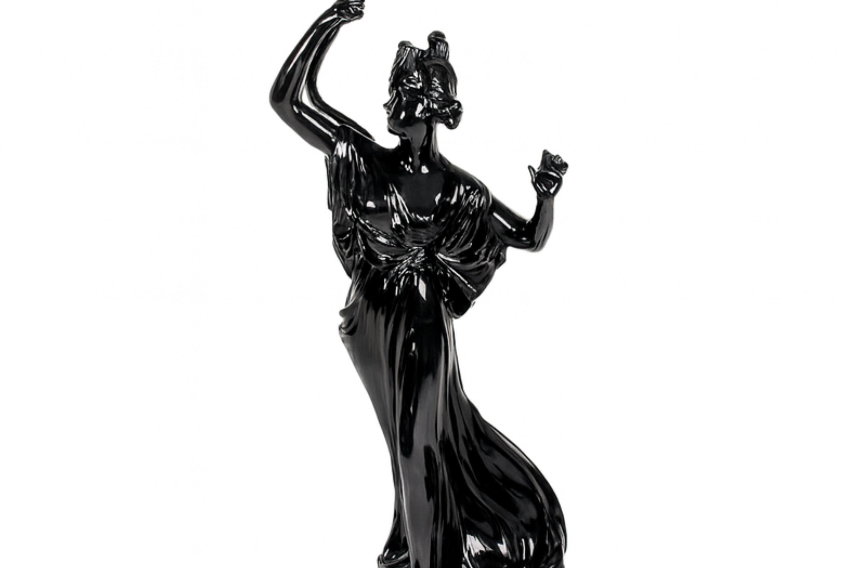 Art Nouveau Black Lacquer Spelter Woman Sculpture Yellow Glass Lamp, 1900s In Good Condition For Sale In Lisbon, PT
