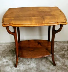 Art Nouveau Blond Walnut French Coffee Table