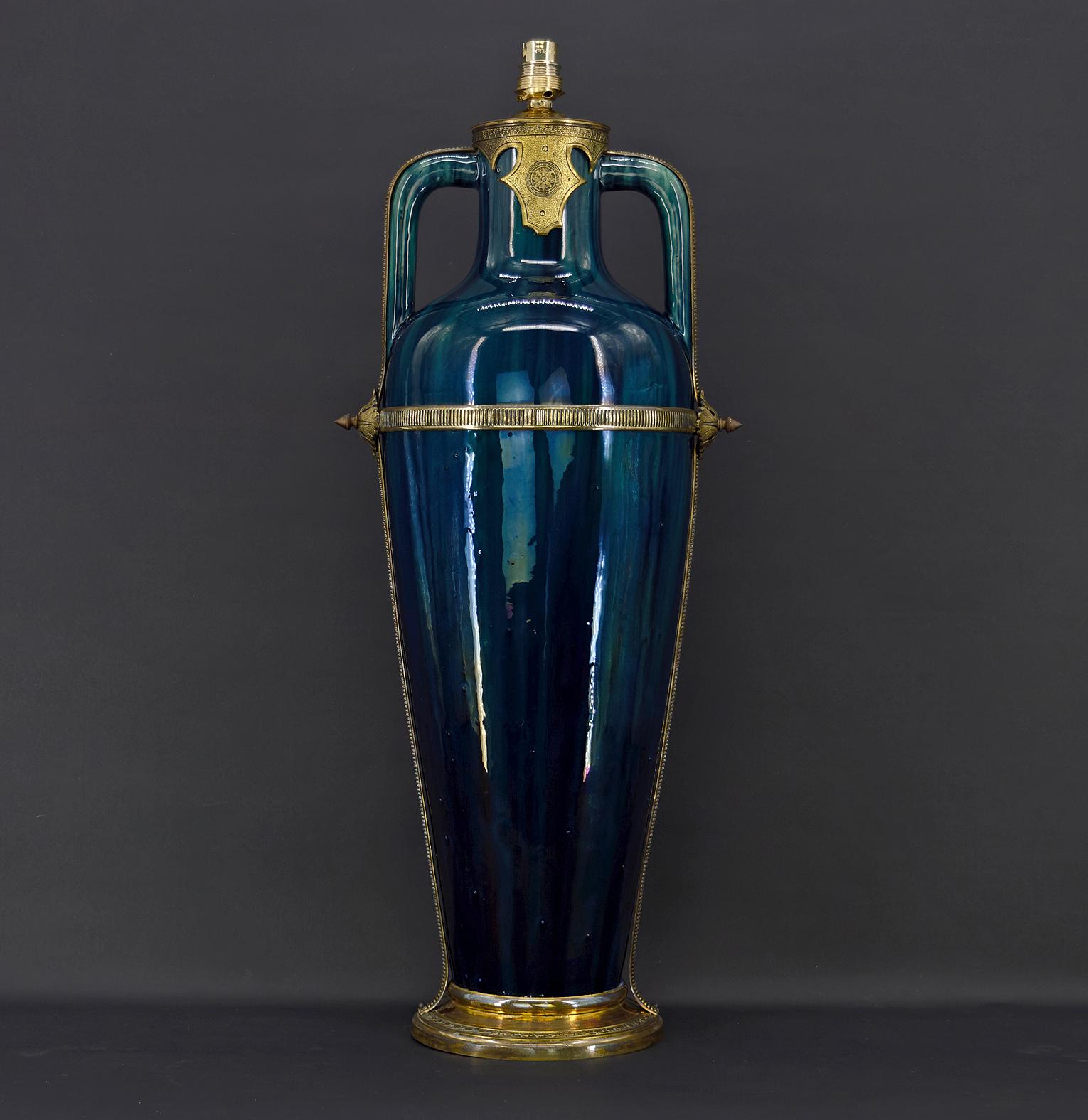 Début du 20ème siècle Vase-lampe en céramique bleue Art Nouveau attribué à Paul Milet, France, vers 1900 en vente