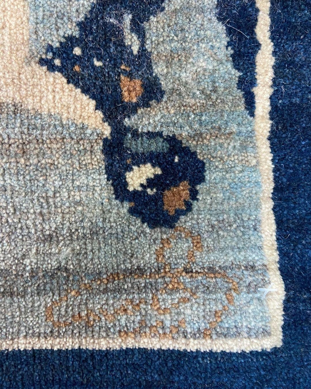 XXI secolo e contemporaneo Tappeto persiano annodato a mano in lana blu, rame e avorio Art Nouveau, 9' x 12' in vendita