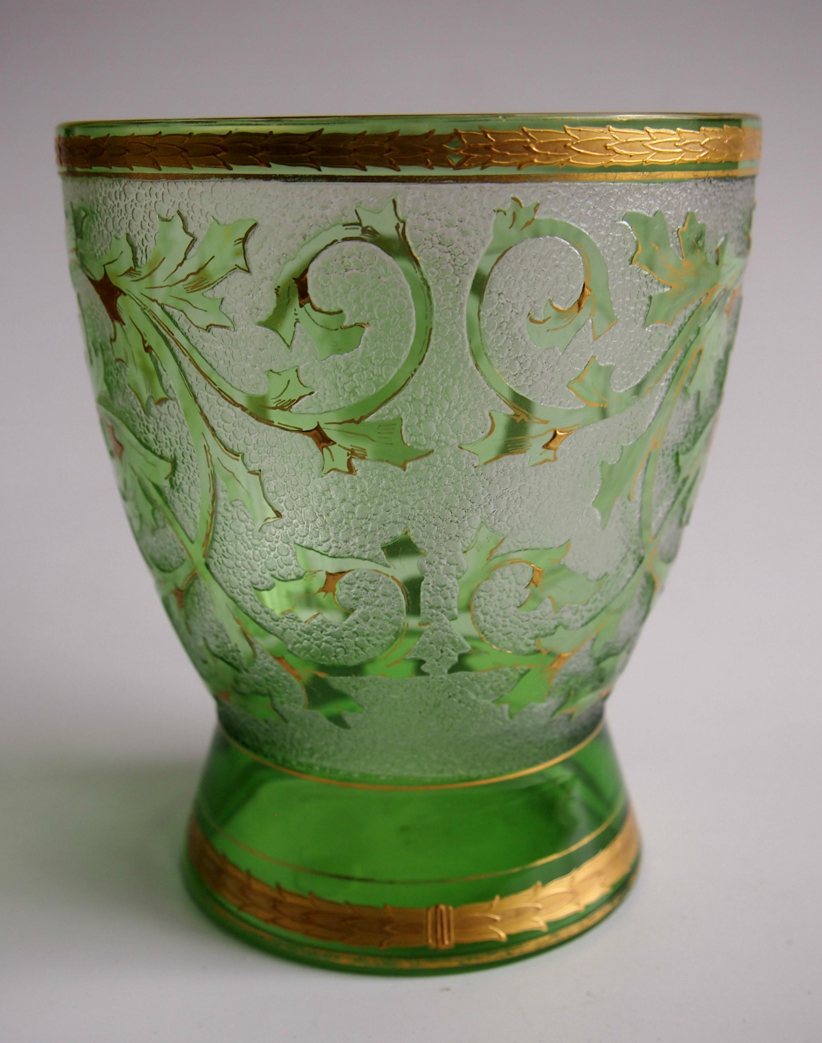 Ceco Vaso in vetro con cammeo in stile Art Nouveau Bohemien 
