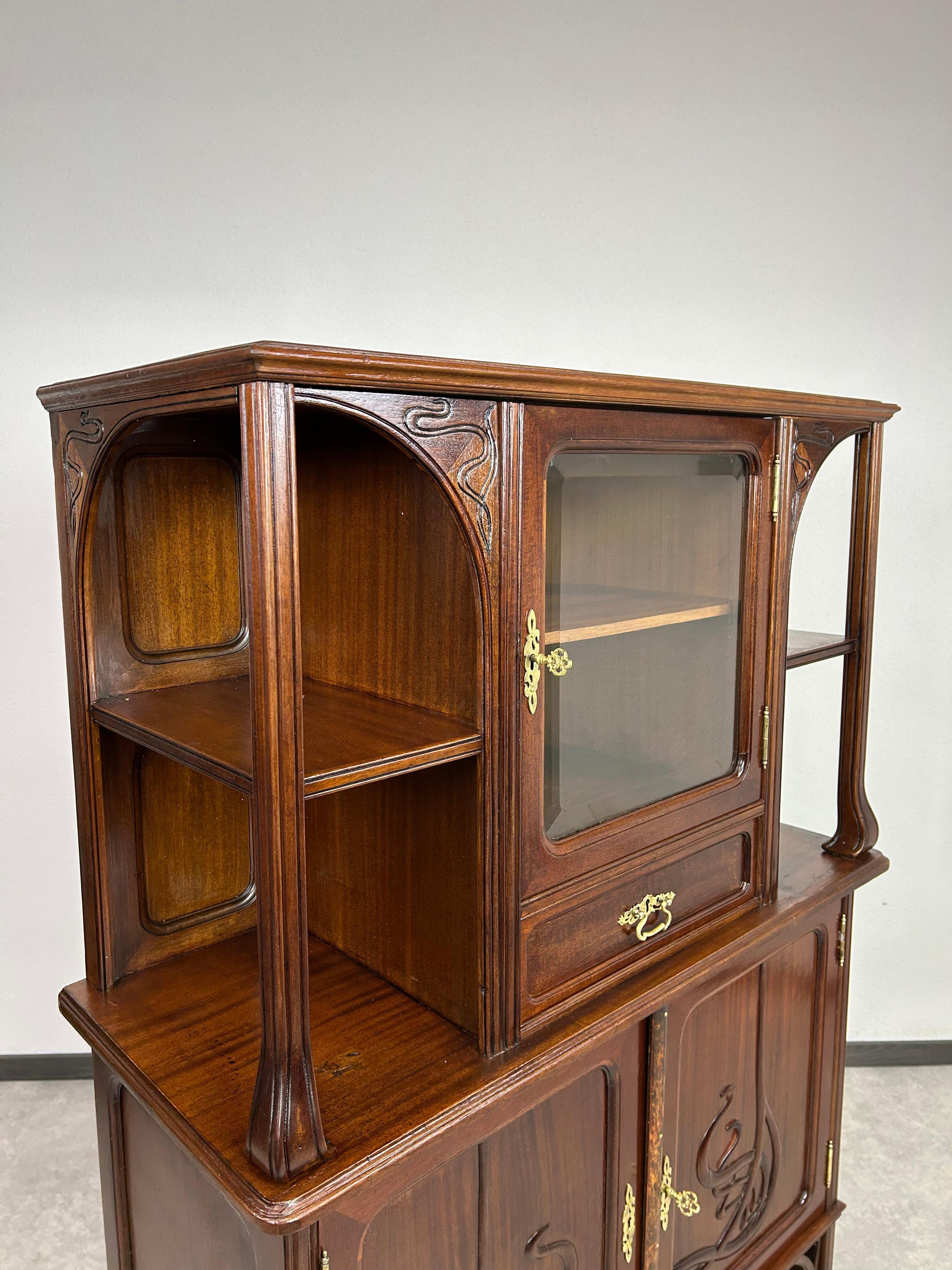 Inizio XX secolo Art nouveau bookcase in vendita