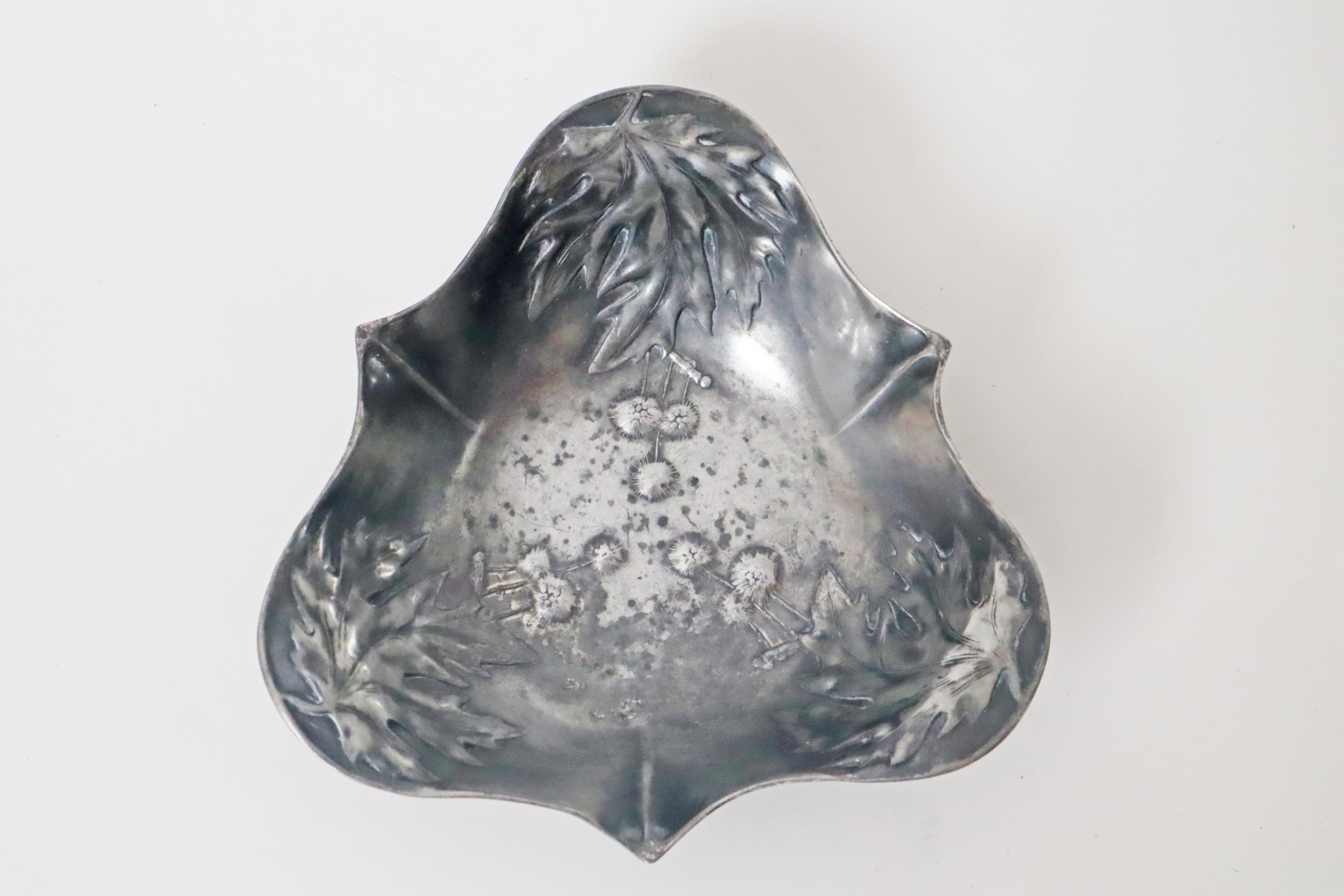 Bol Art nouveau avec chardons et feuilles par Bing & Gröndahl, Danemark en vente 4