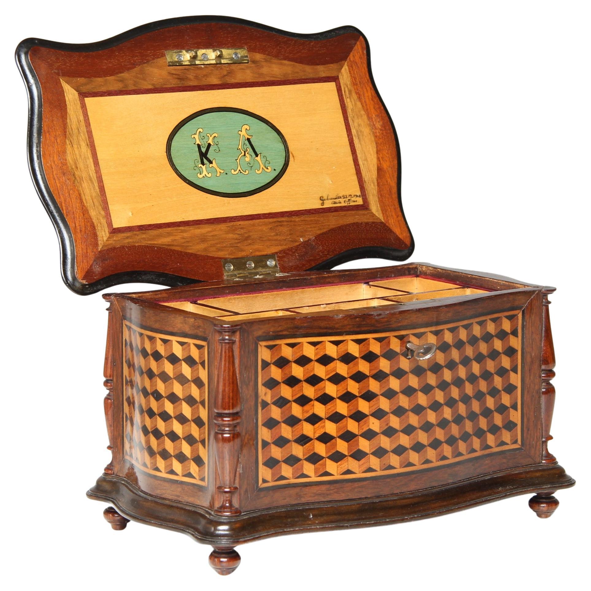 Caja Art Nouveau con marquetería, Alemania, fechada en 1906 en venta