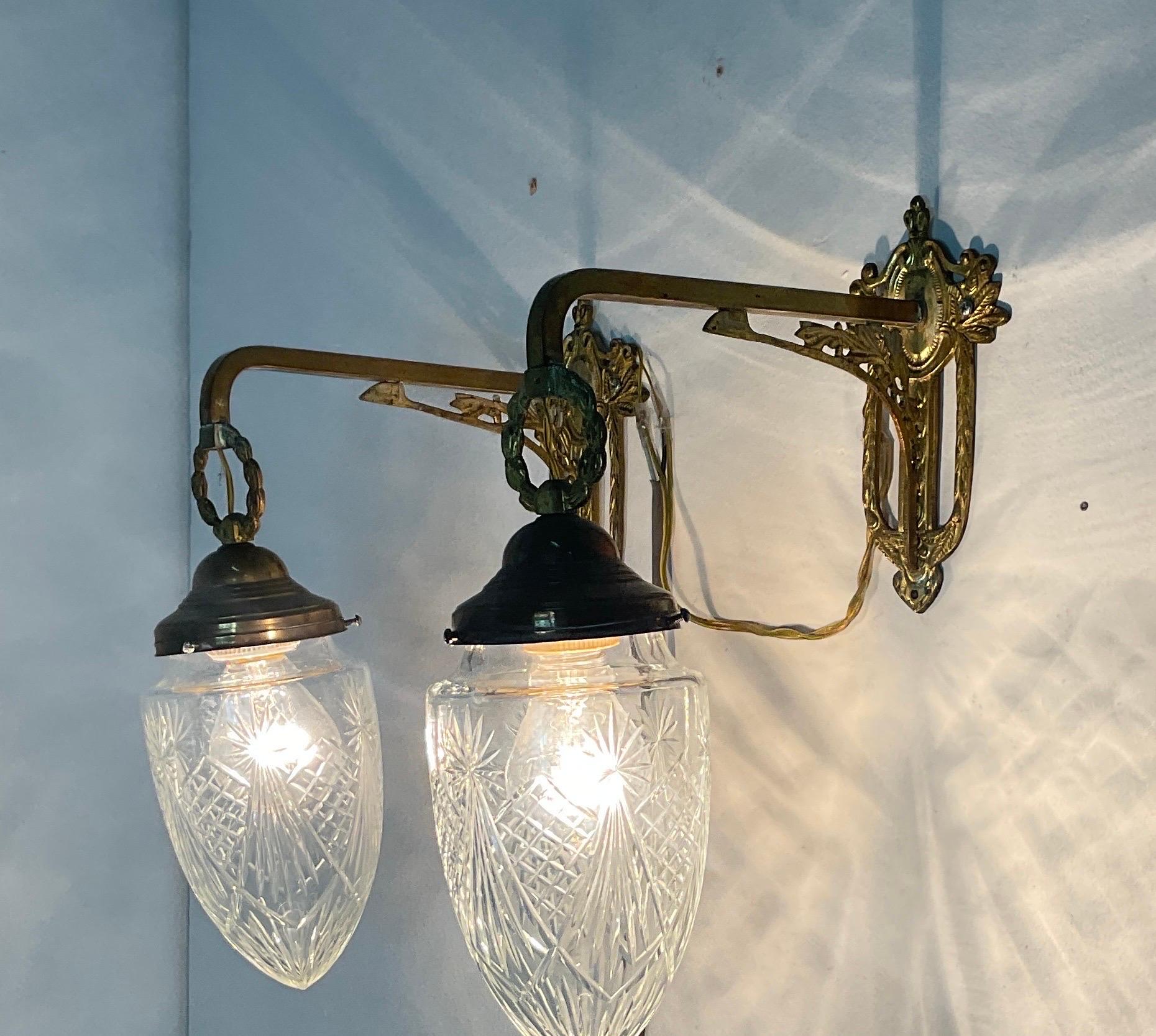 Mid-20th Century Art Nouveau brass 1950s wall light