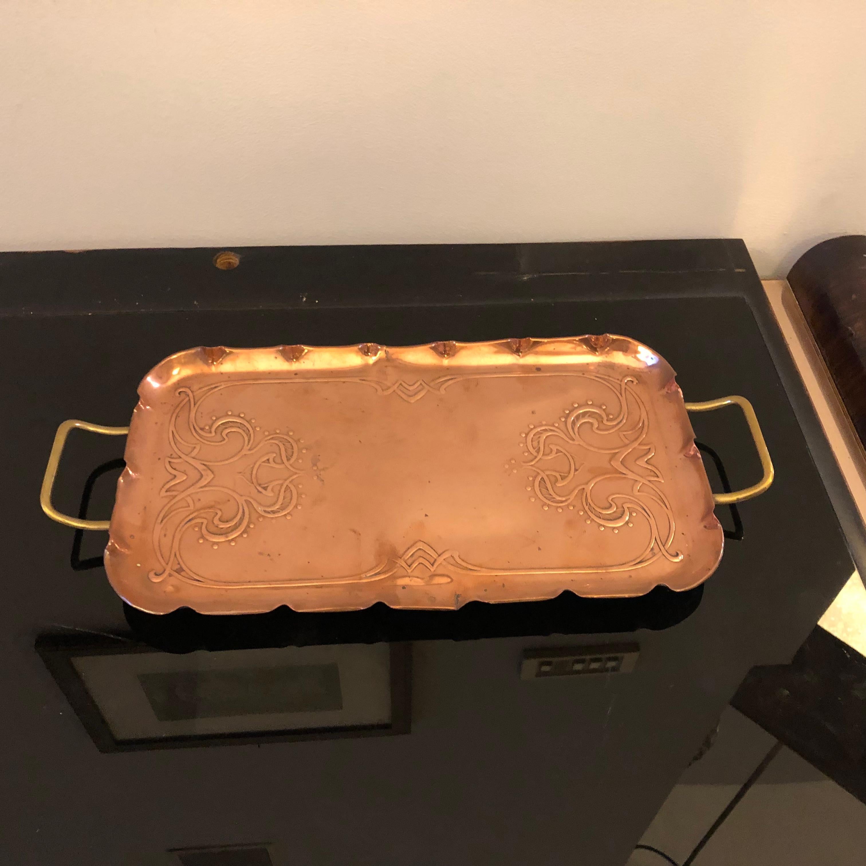 Early 20th Century Art Nouveau Brass and Copper British Tray, circa 1900