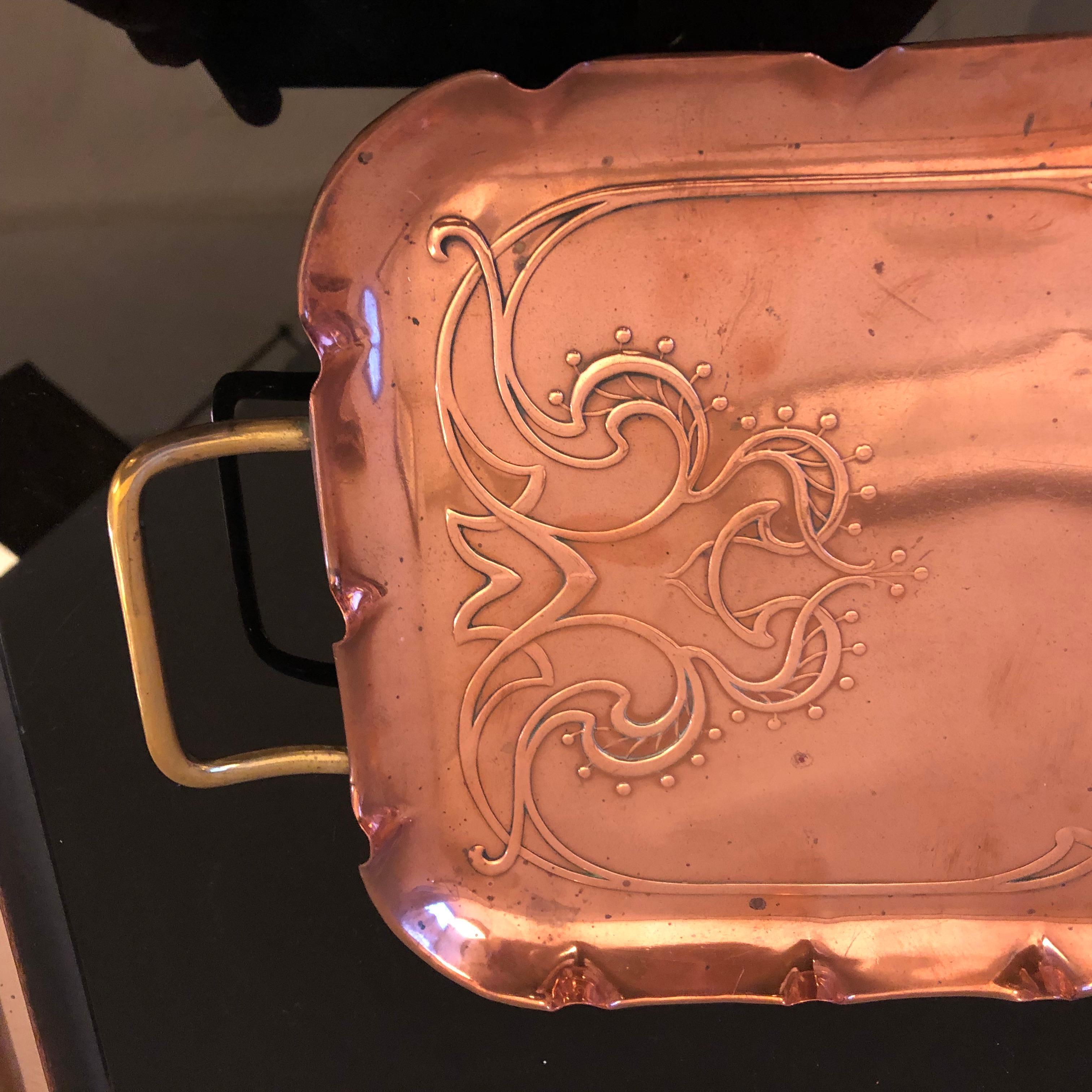 Art Nouveau Brass and Copper British Tray, circa 1900 1