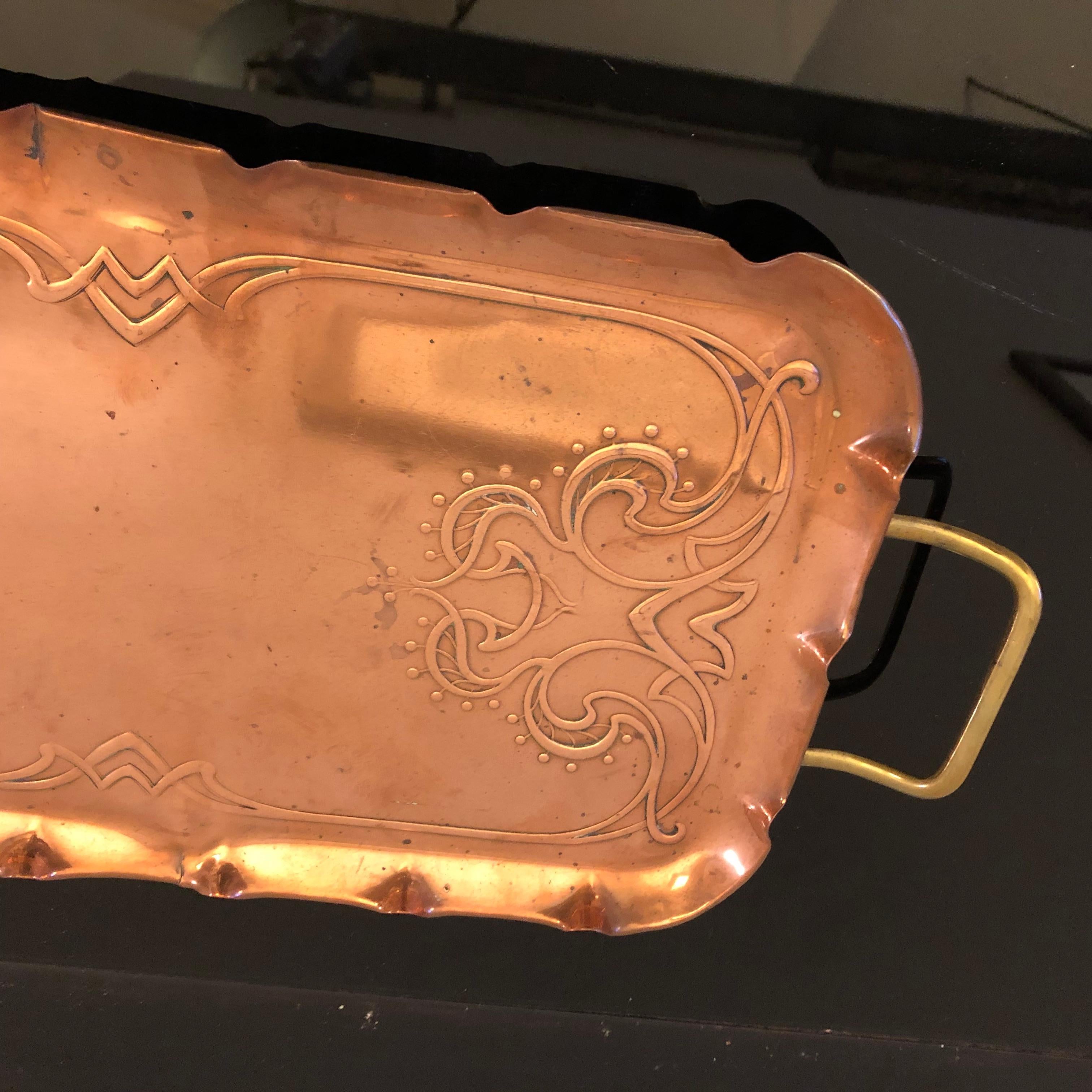 Art Nouveau Brass and Copper British Tray, circa 1900 2