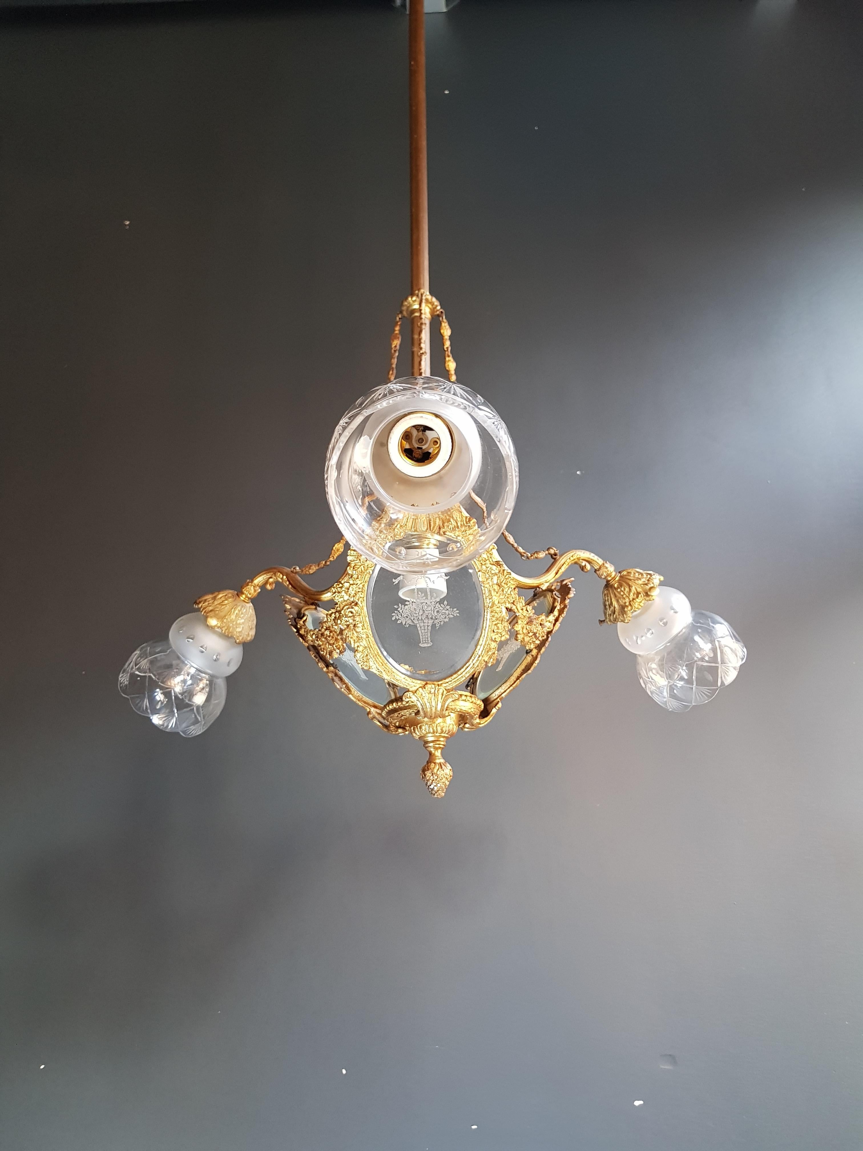 Plafonnier Art Nouveau en laiton lustre lustré rare et ancien en vente 4