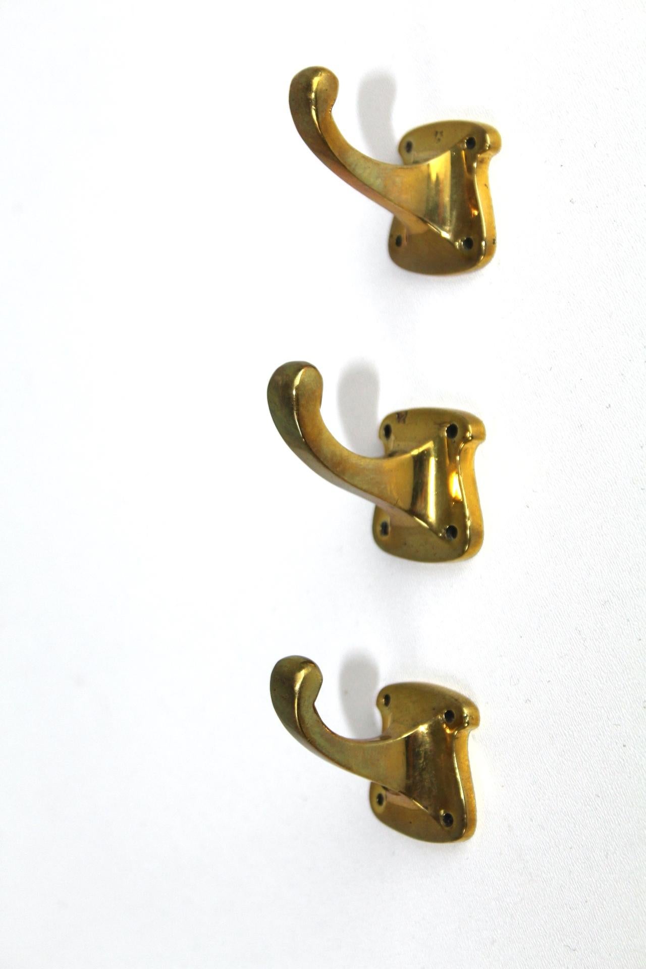 Art Nouveau Brass Coat Hooks, 1900s, Set of 5 For Sale 6