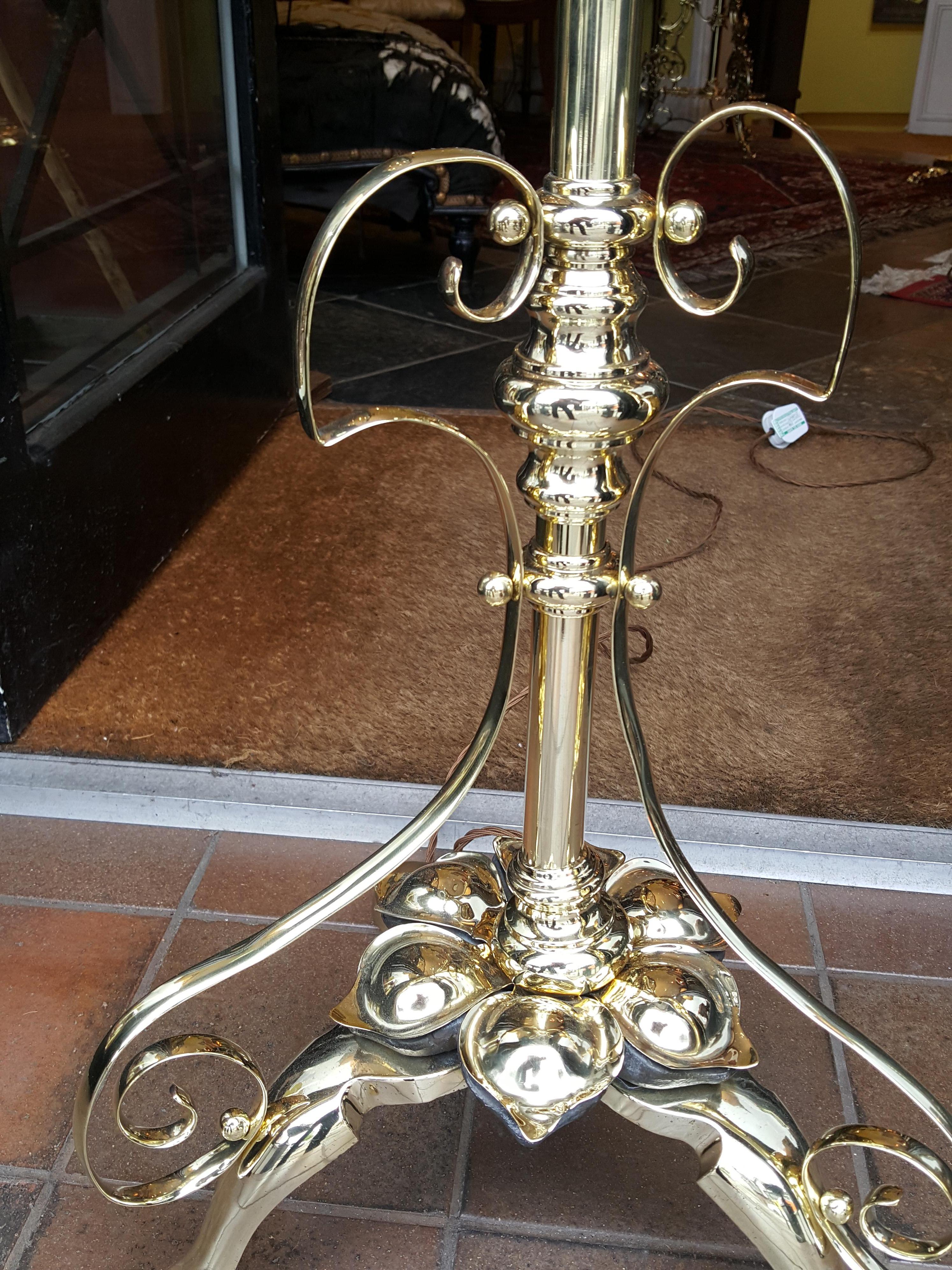 English Art Nouveau Brass Extending Standard Lamp For Sale