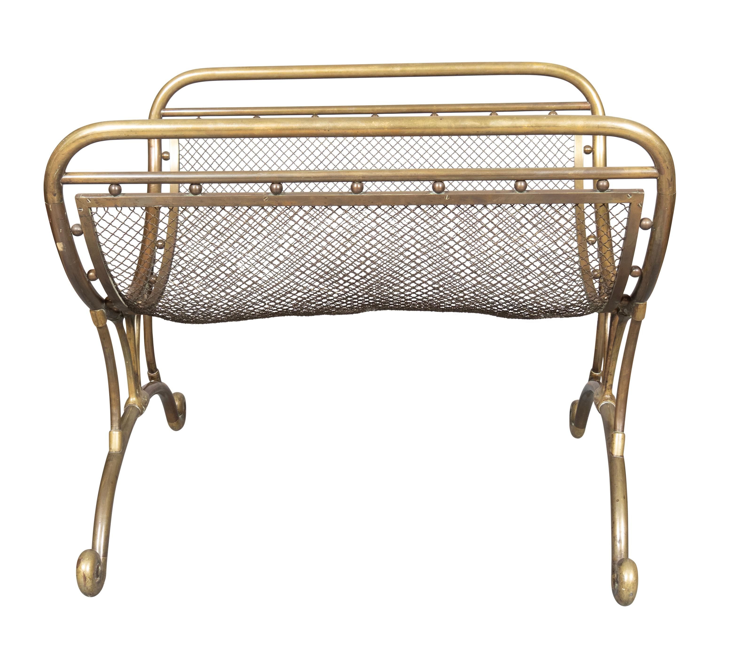 XIXe siècle Porte-bûches de cheminée en laiton Art Nouveau en vente