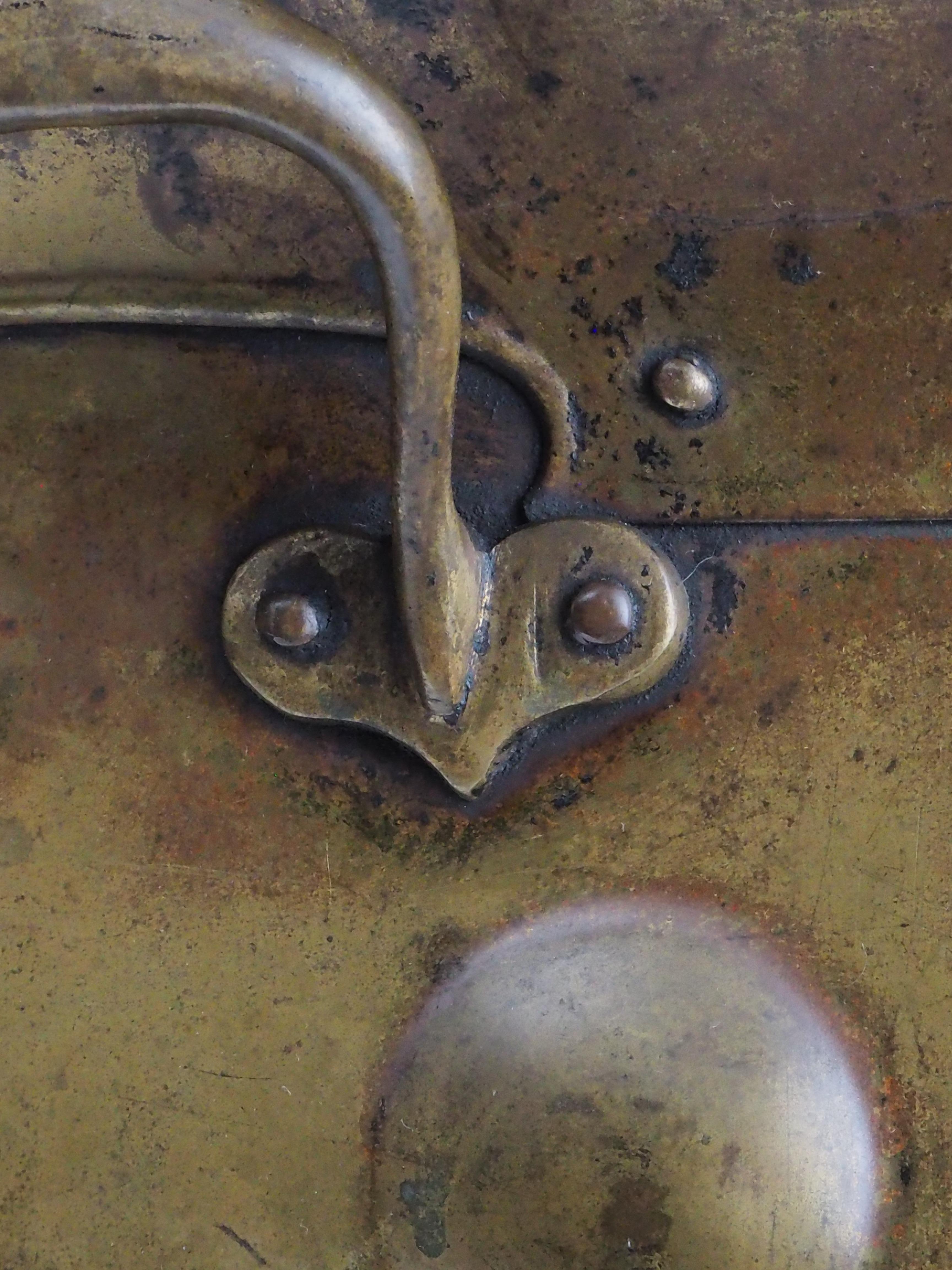 Art Nouveau Brass Fireside Coal Scuttle, Late 19th Century For Sale 9